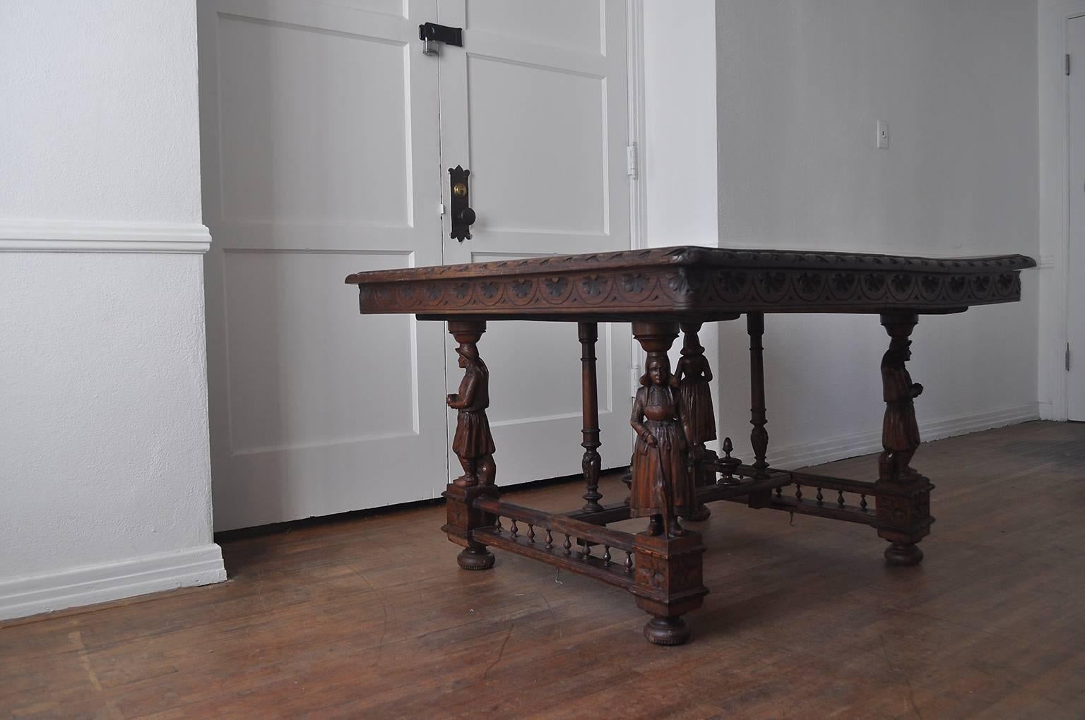 Unknown Late Victorian Dining Table