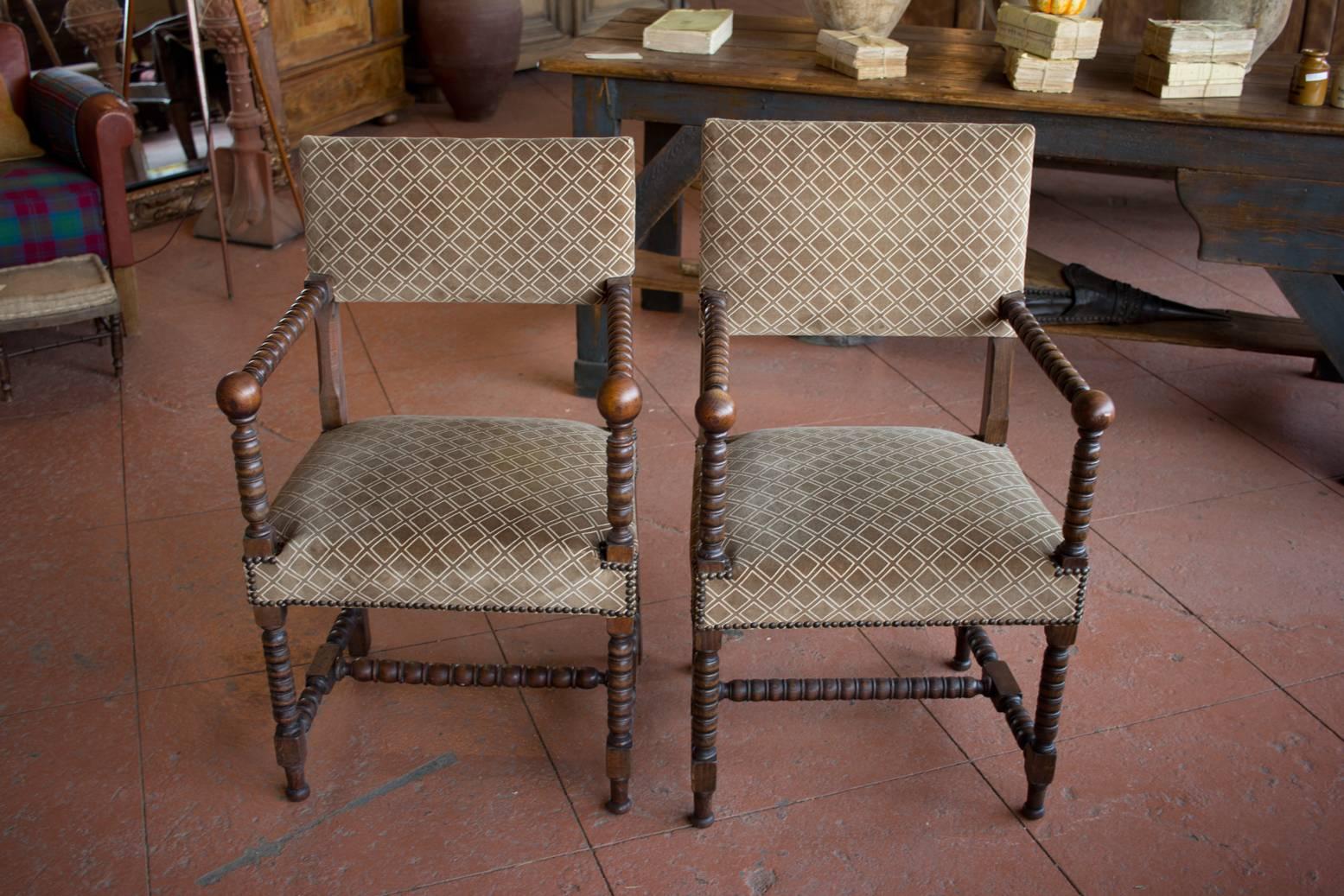 jacobean style chairs