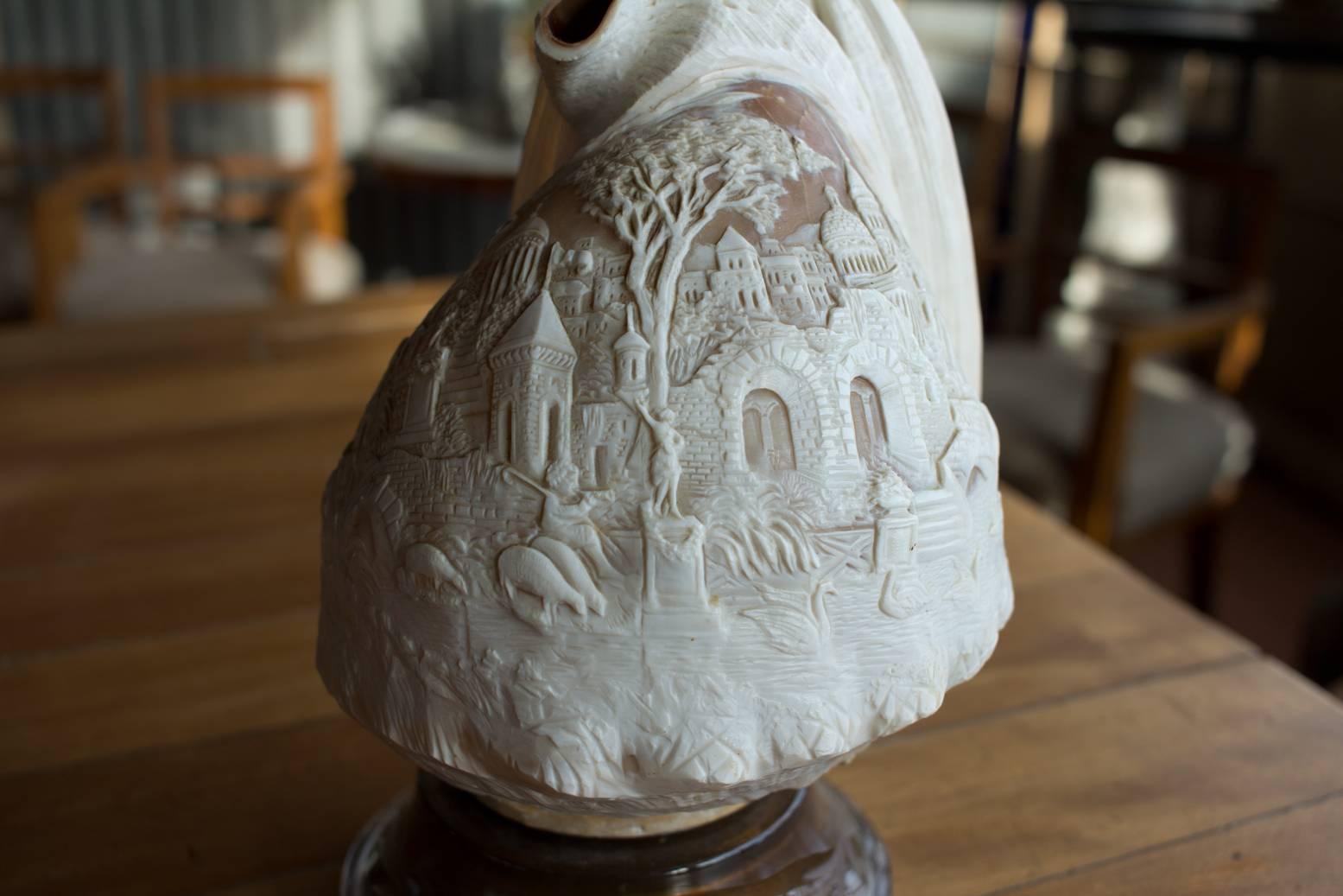 Carved Antique Italian Sardonyx Cameo Lamp