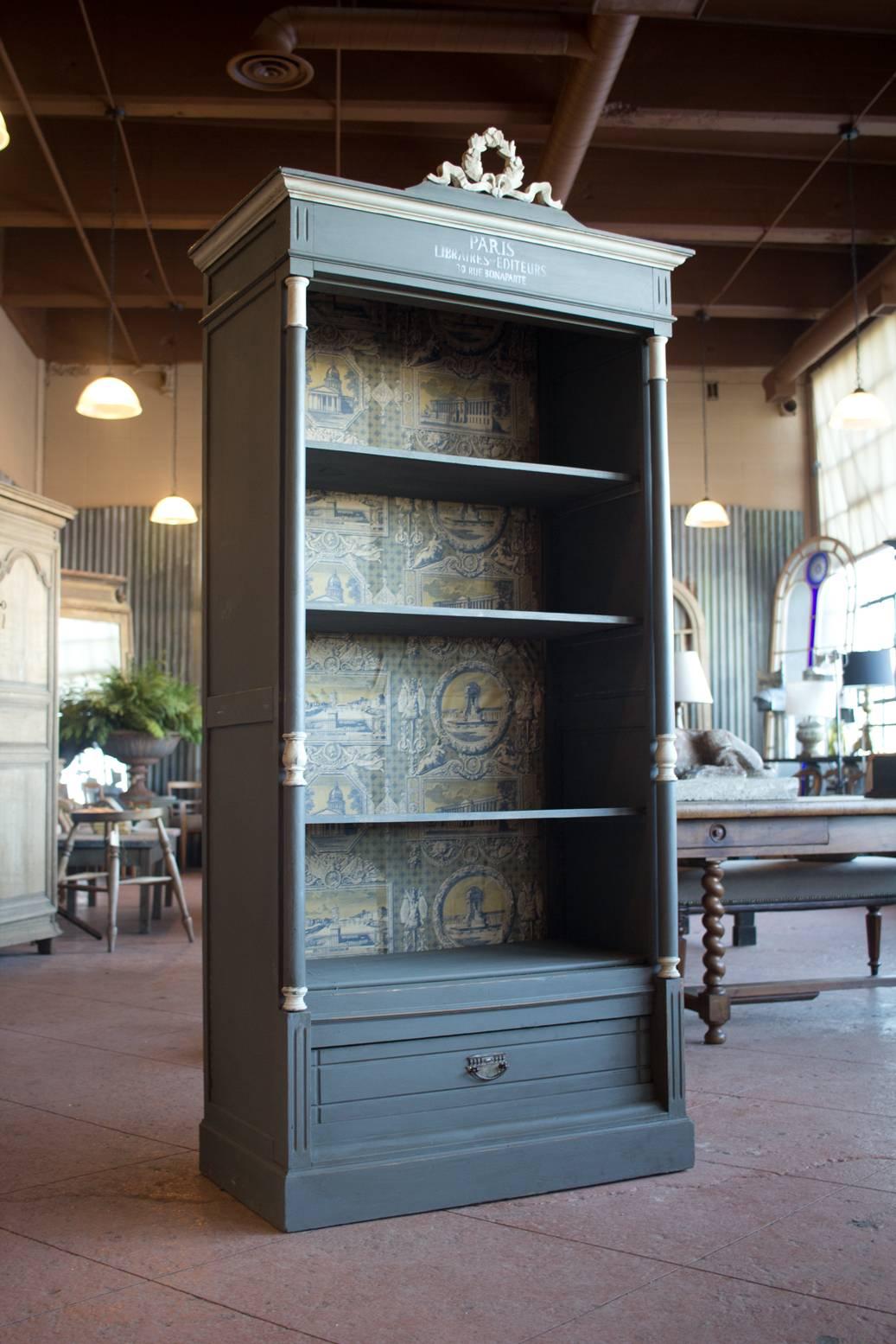 Antique French Bookcase In Good Condition In Calgary, Alberta