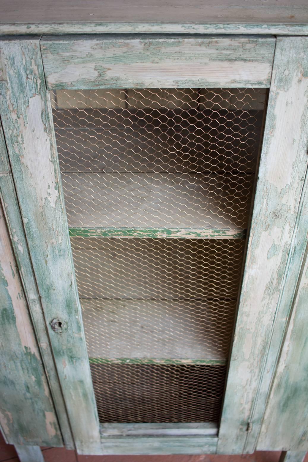 Early 20th Century French Pie Safe 2