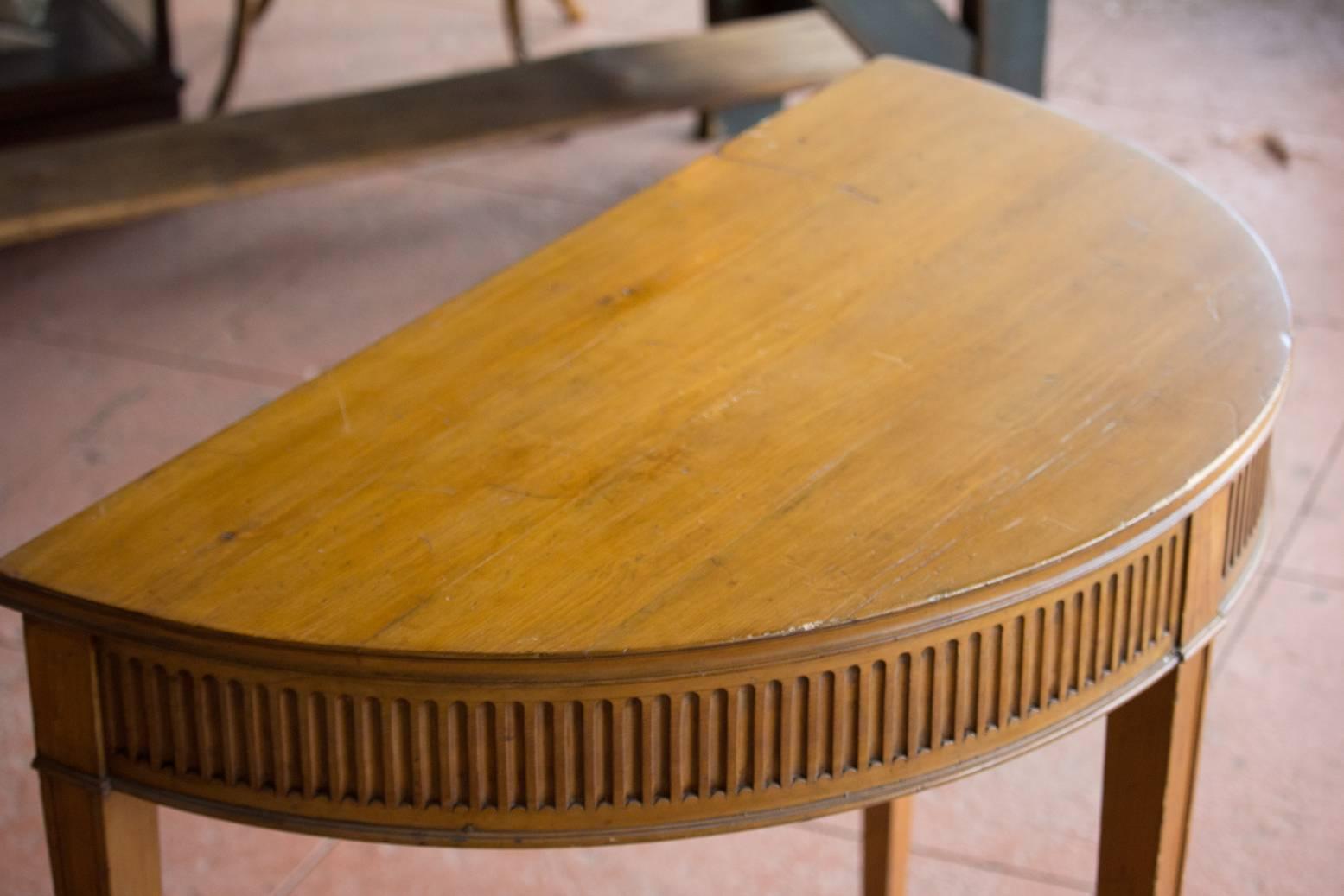 Vintage Demilune Table In Good Condition In Calgary, Alberta