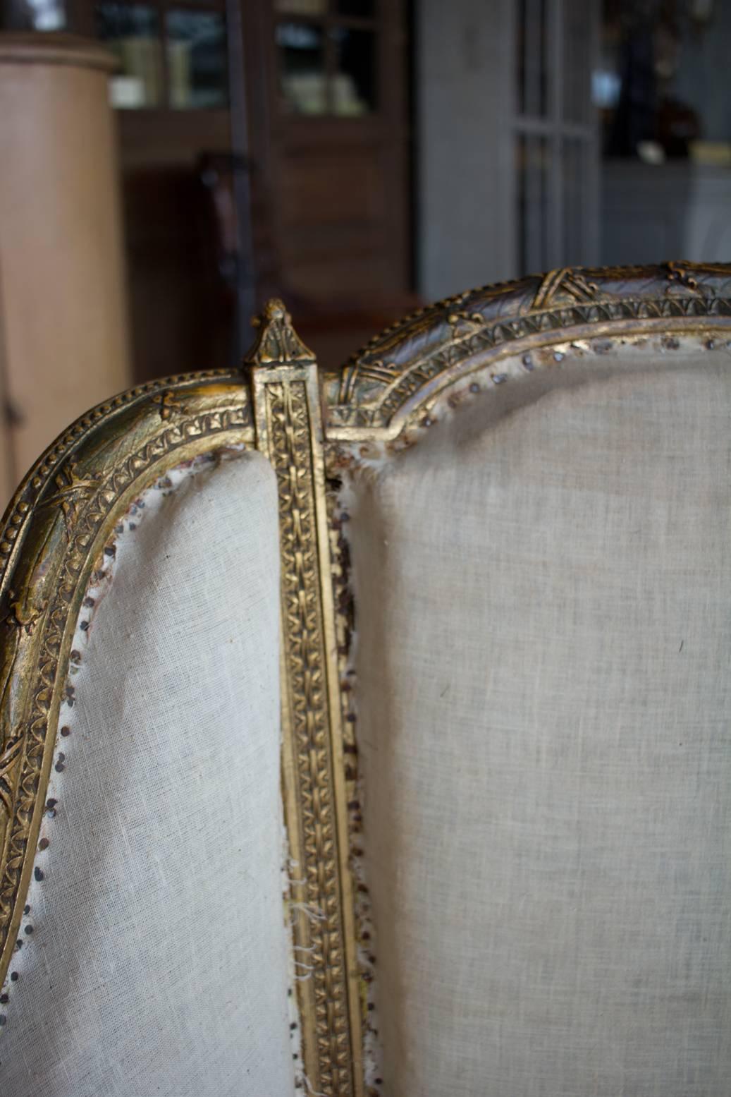 Petite French Bergère Settee In Good Condition In Calgary, Alberta