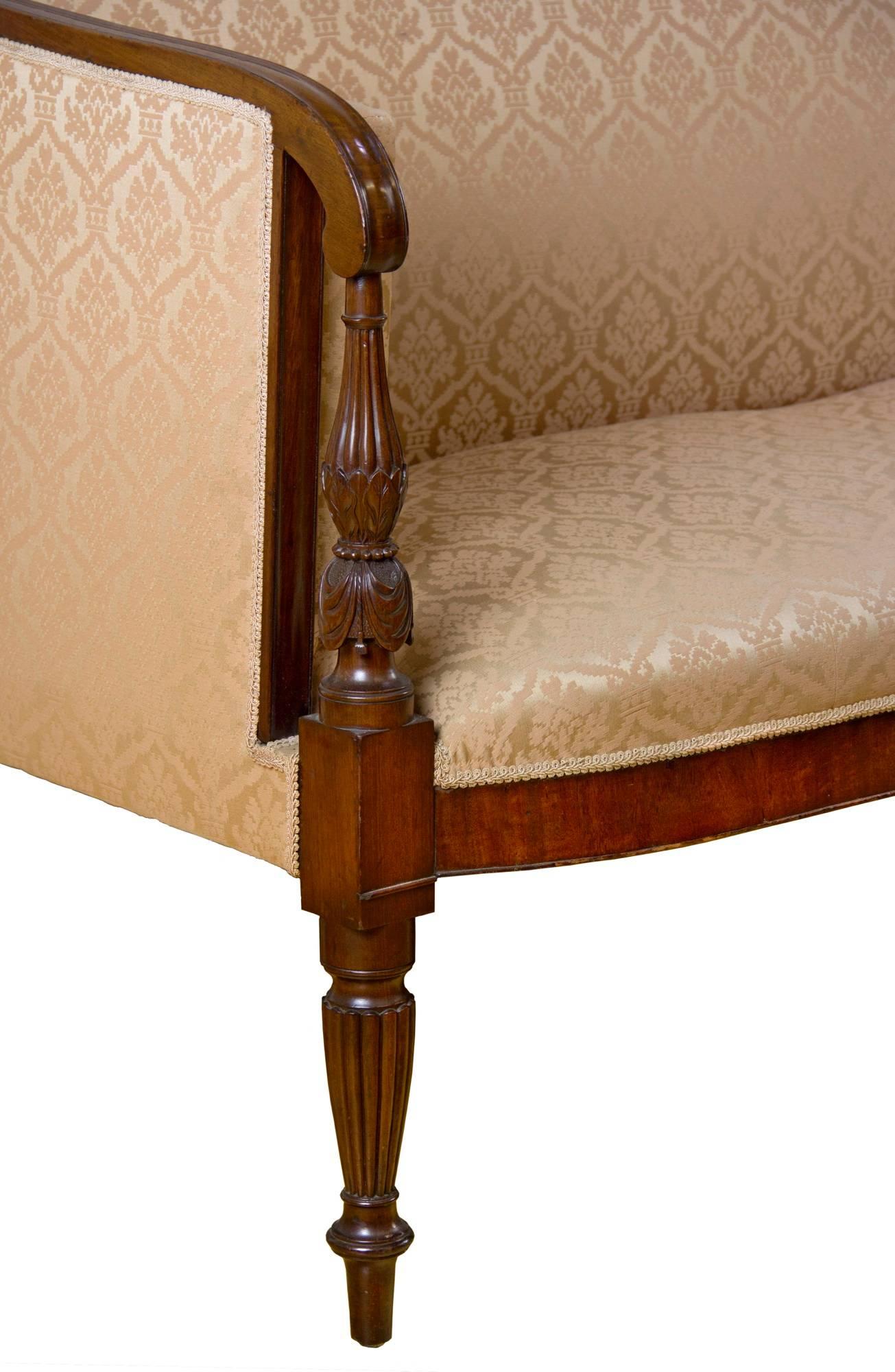 19th Century Carved Mahogany Sheraton Sofa, Salem, circa 1800-1810, McIntyre For Sale