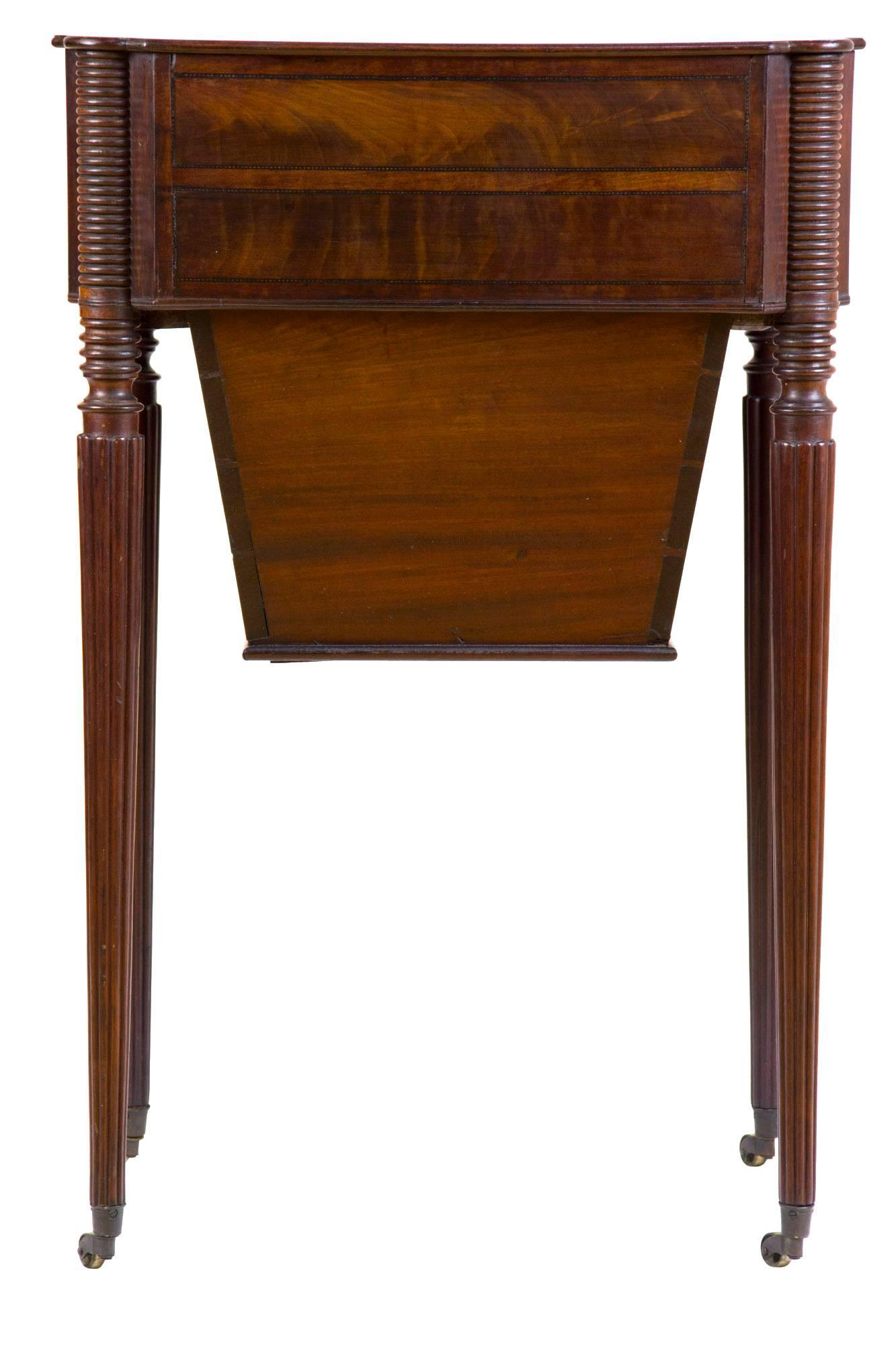 American Classical Sheraton Mahogany Worktable Reeded Legs, Seymour or Circle, circa 1805 For Sale