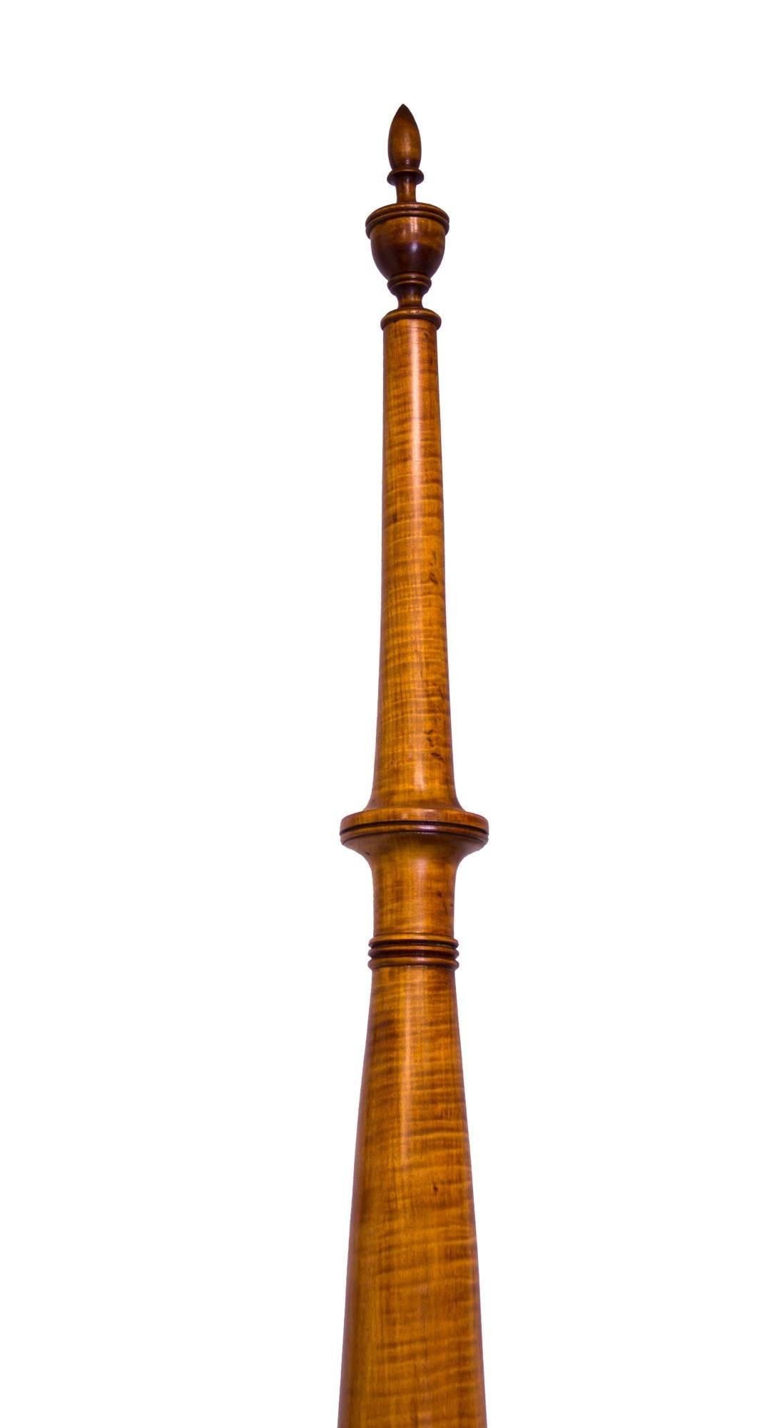 Figured Tiger Maple Tall Post Bed, Probably Pennsylvania, Early 19th Century For Sale 1