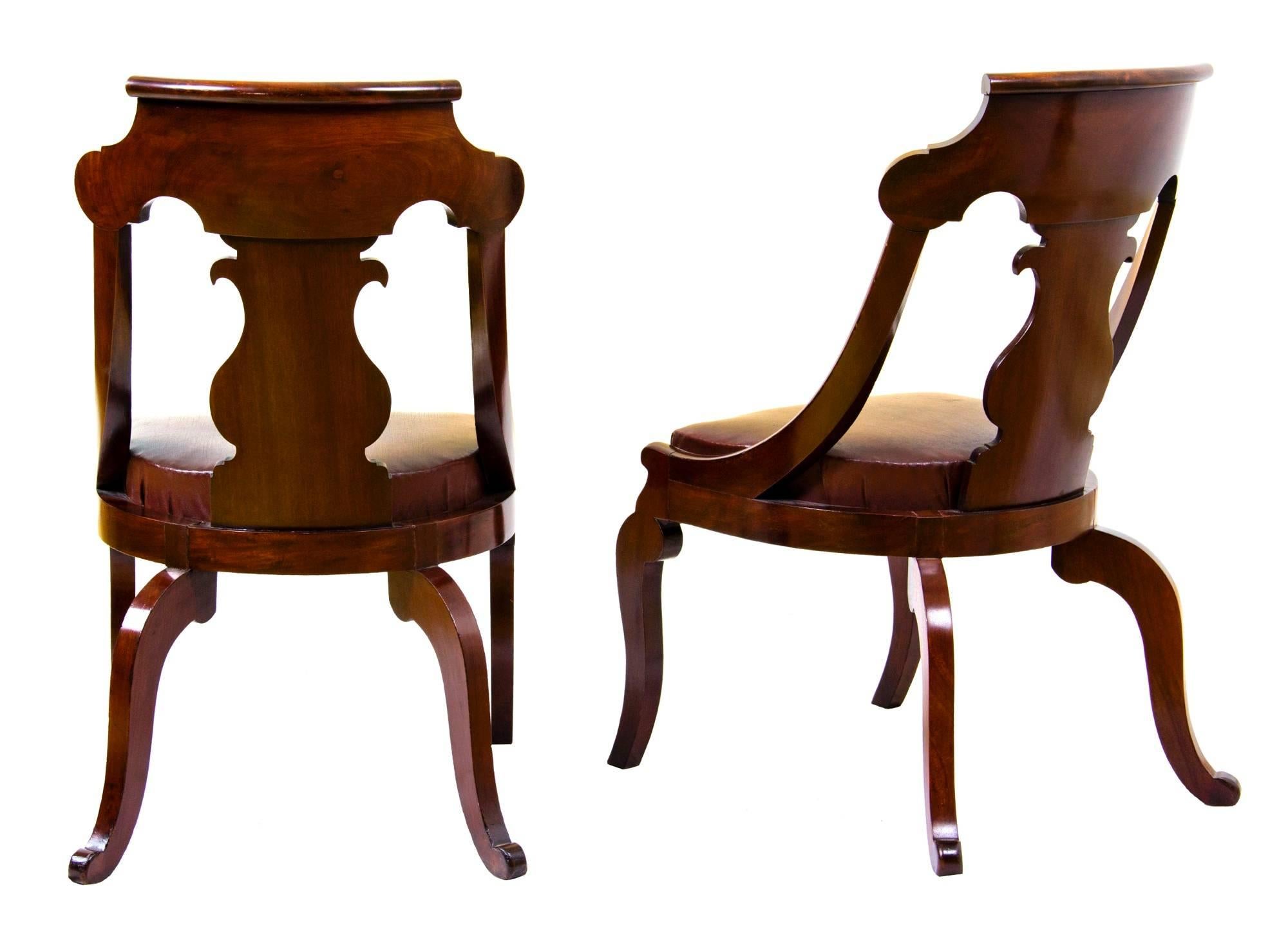 These dining/side chairs are among the most developed of their type in America during the late 1st quarter/early second quarter of the 19th century. Note the side supports; how they sweep to the front legs, these chairs are heavy and substantial in