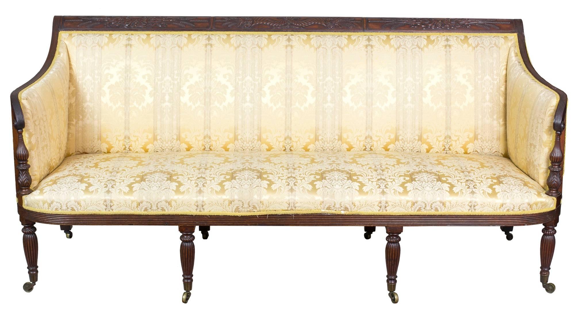 Mahogany Classical Sofa with Turned in Arms, Duncan Phyfe, New York, circa 1810 In Excellent Condition For Sale In Providence, RI