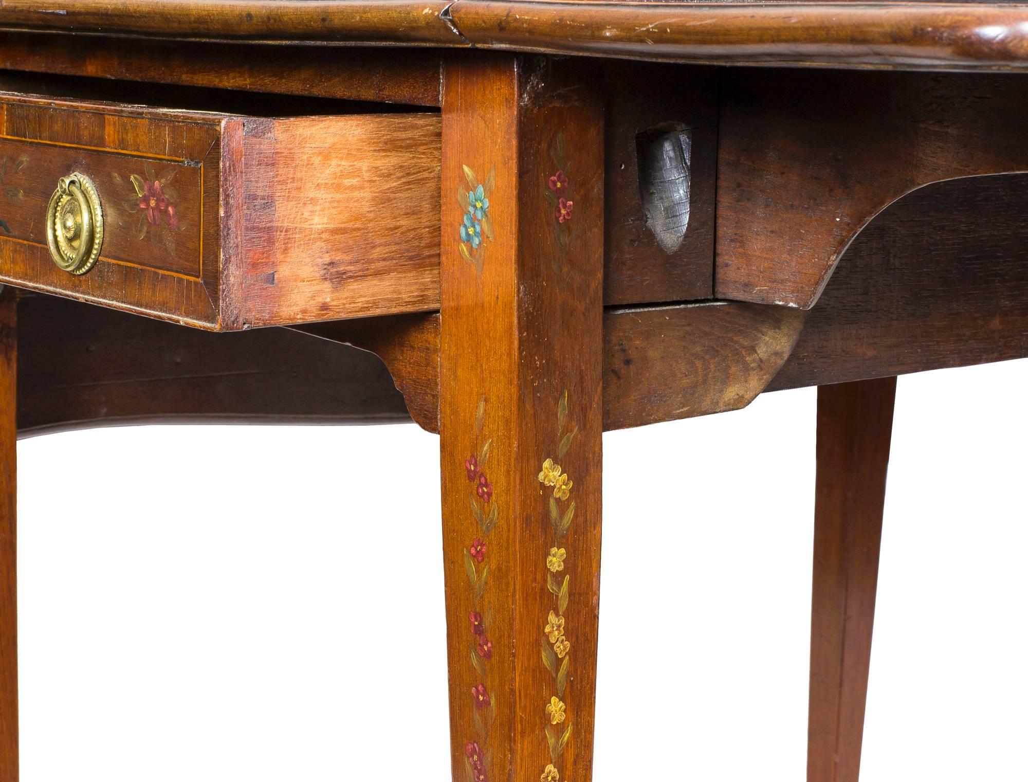 George III Satinwood Pembroke Table In Excellent Condition In Providence, RI
