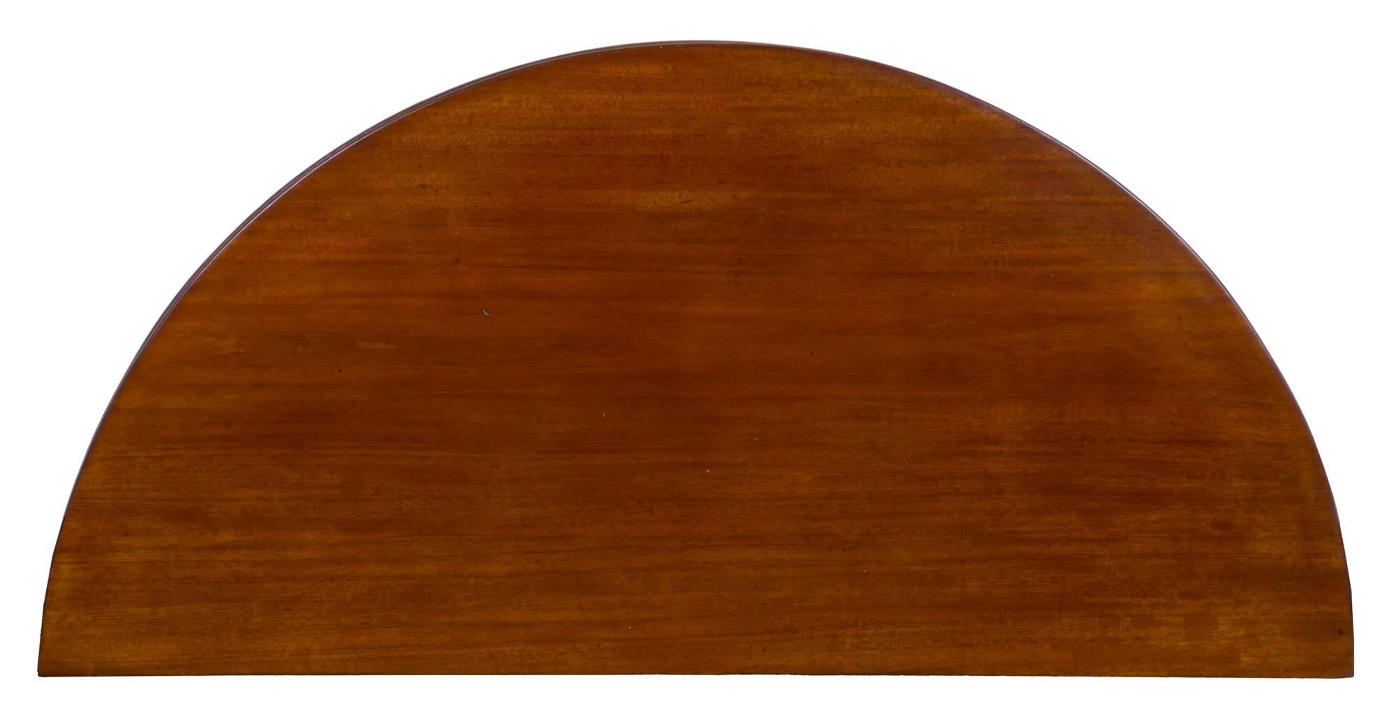 American Inlaid Mahogany Hepplewhite Demi-Lune Card Table with Five Legs, Newport, RI For Sale