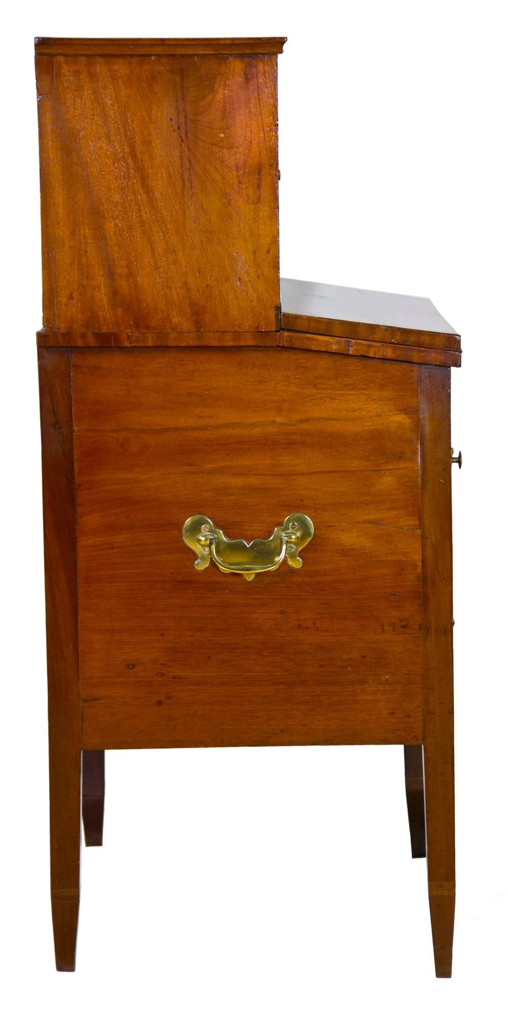 American Rare Diminutive Mahogany Hepplewhite Desk with Tambour Doors, MA, circa 1795 For Sale