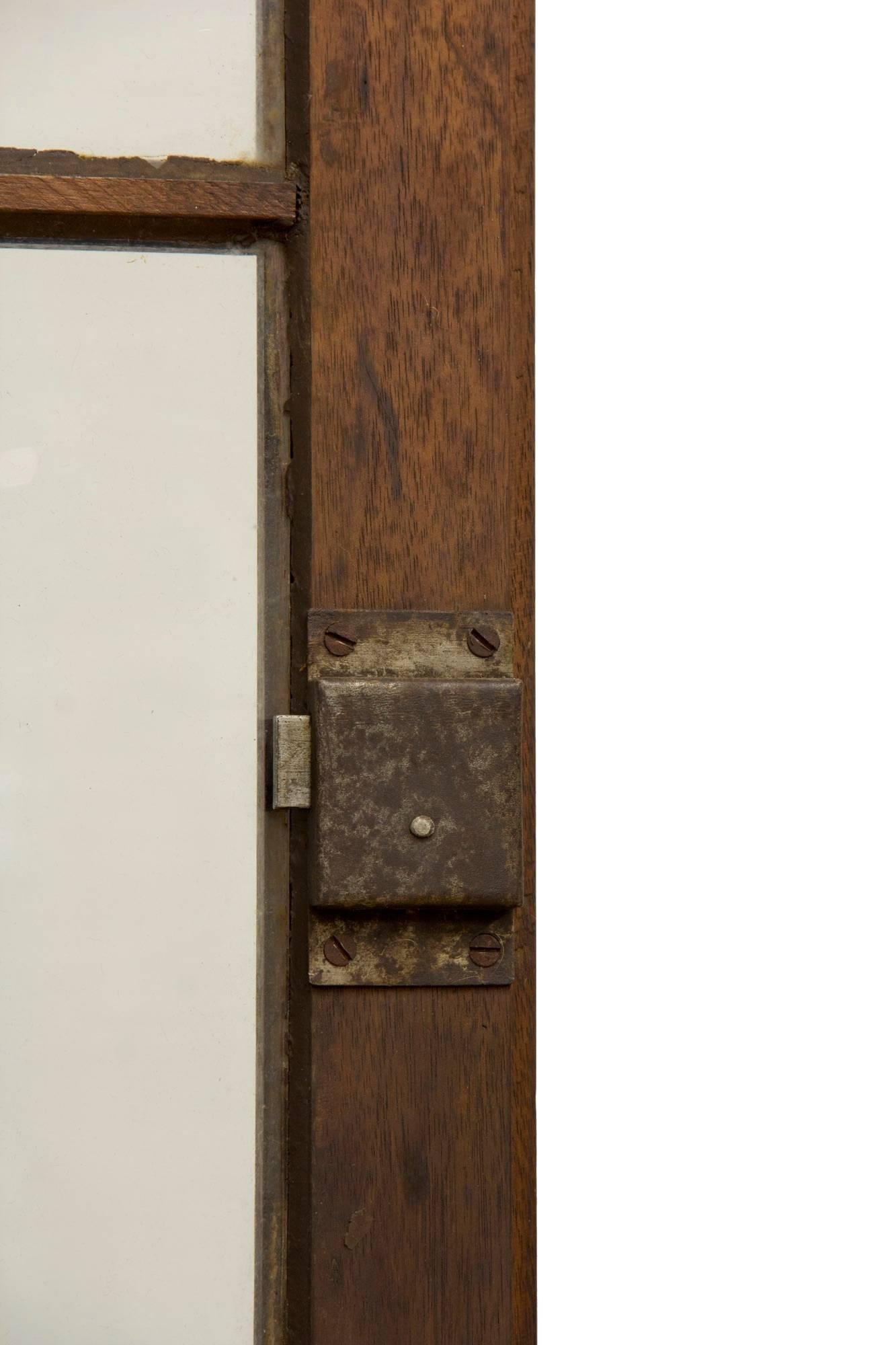 Rare Early Chippendale Walnut Corner Cupboard, Lancaster County, PA, circa 1740 1