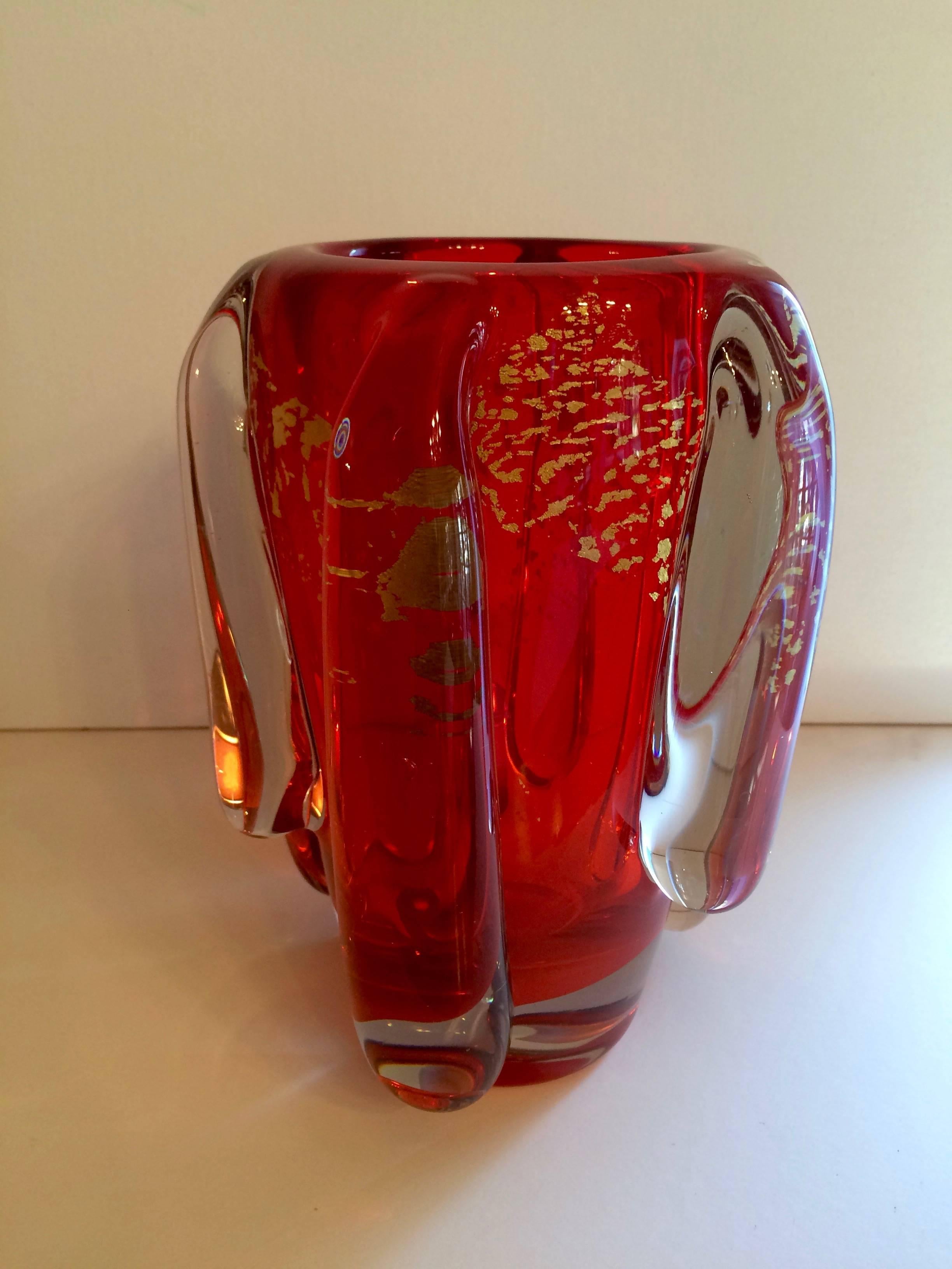 Stunning and brilliant Red Ercole Barovier Murano vase with 24-karat gold flake This is an exquisite and very heavy piece, lovely filled with flowers or makes a statement standing alone.