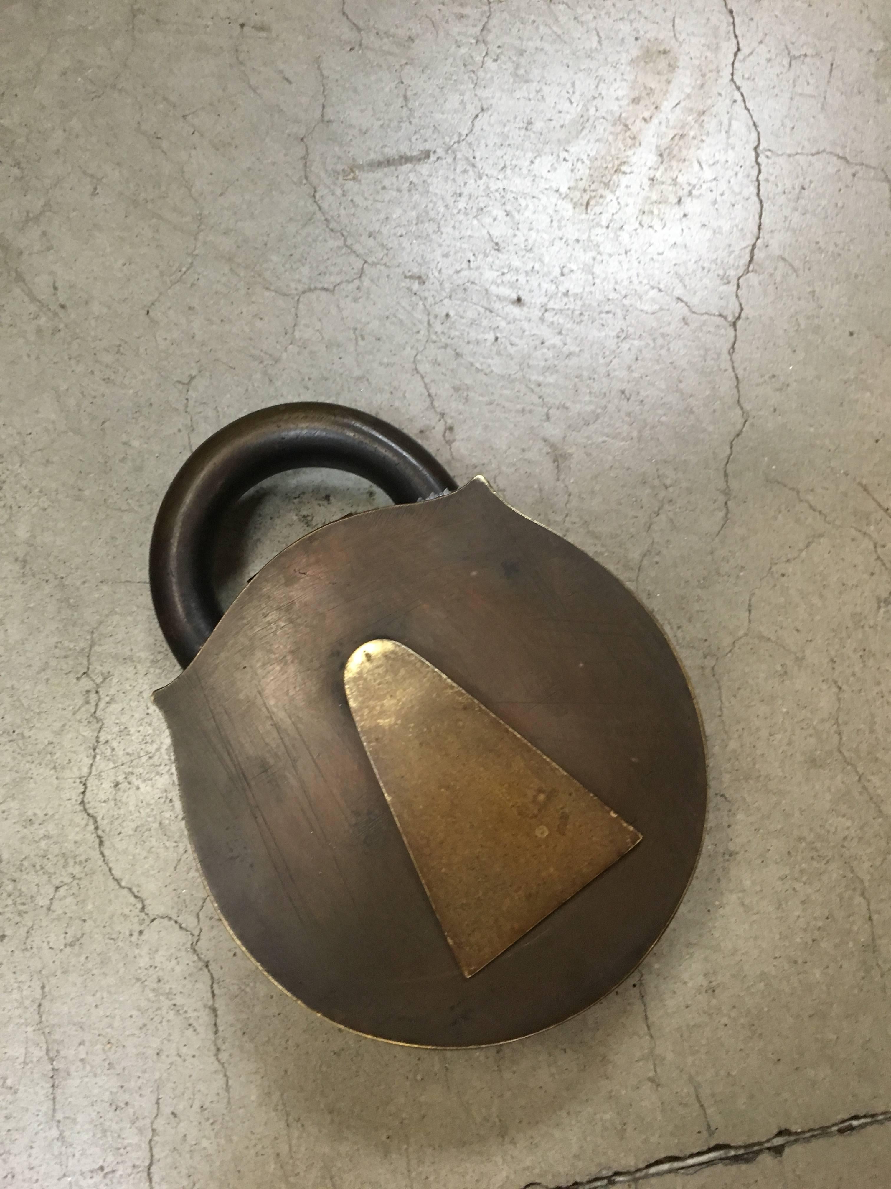 Solid Brass Padlock Marijuana Ashtray In Excellent Condition In Los Angeles, CA