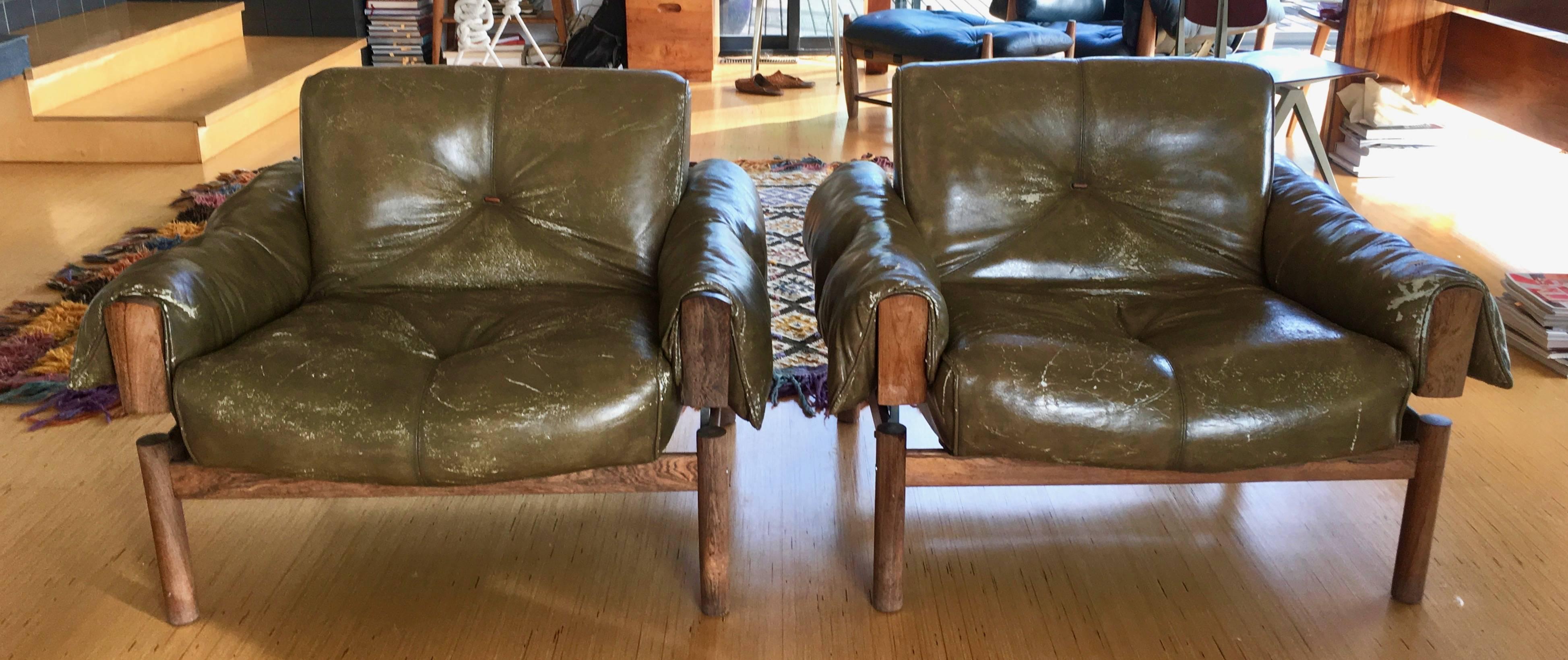 Beautifully worn Italian leather lounge chairs ready for your home or office. Sure to provide comfort and relaxation to any busy schedule.

Patinated to perfection to provide a relax vintage look.