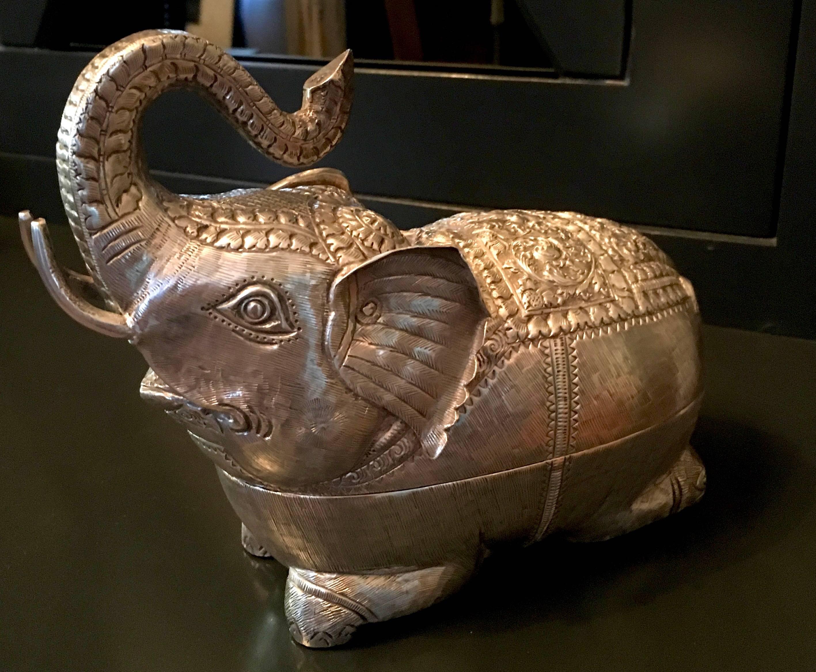 Asian Impressive Sterling Silver Elephant Box