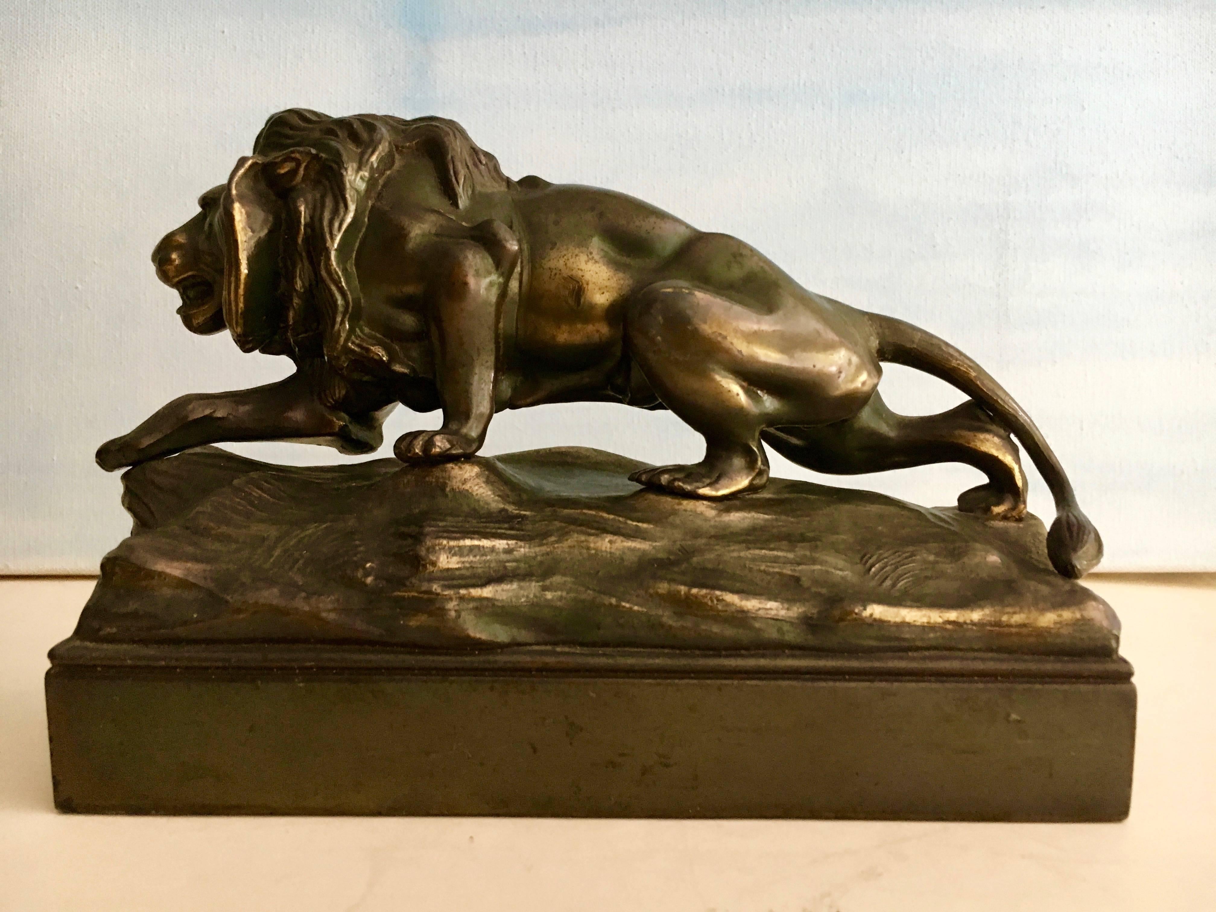 Mid-Century Modern Pair of Bronze Lion Bookends Sculptures