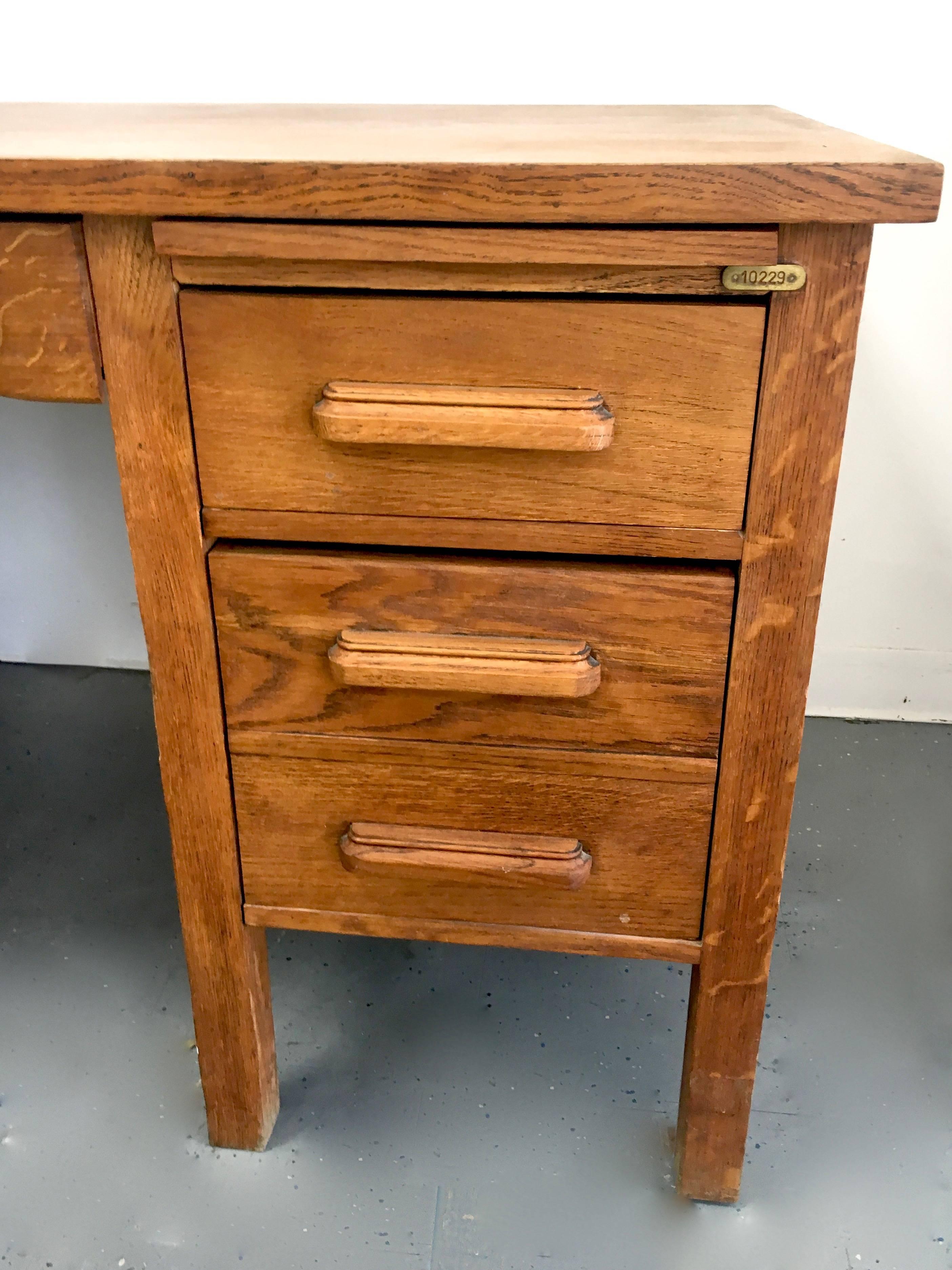 French Office Desk In Good Condition In Los Angeles, CA