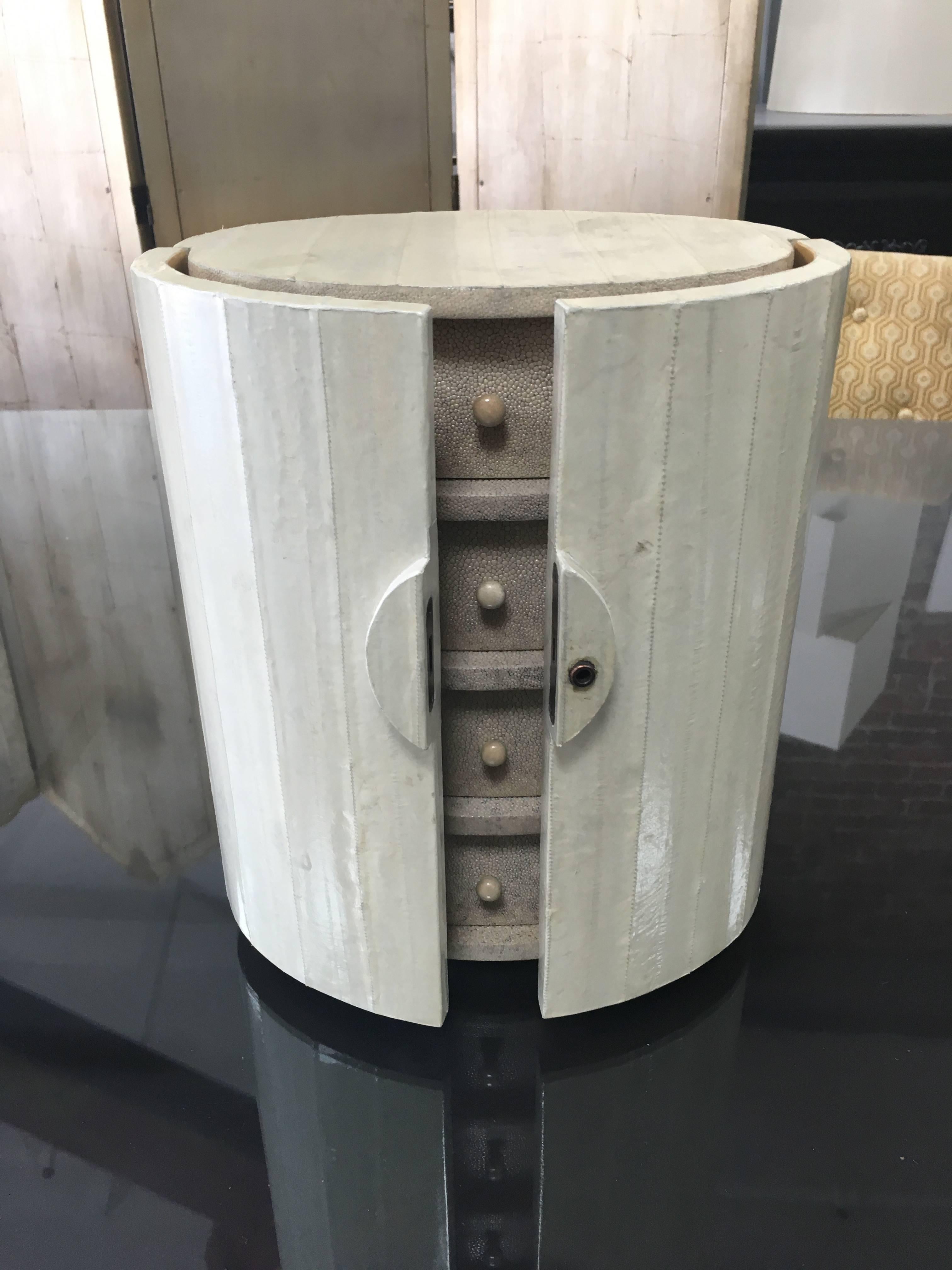locking jewelry boxes