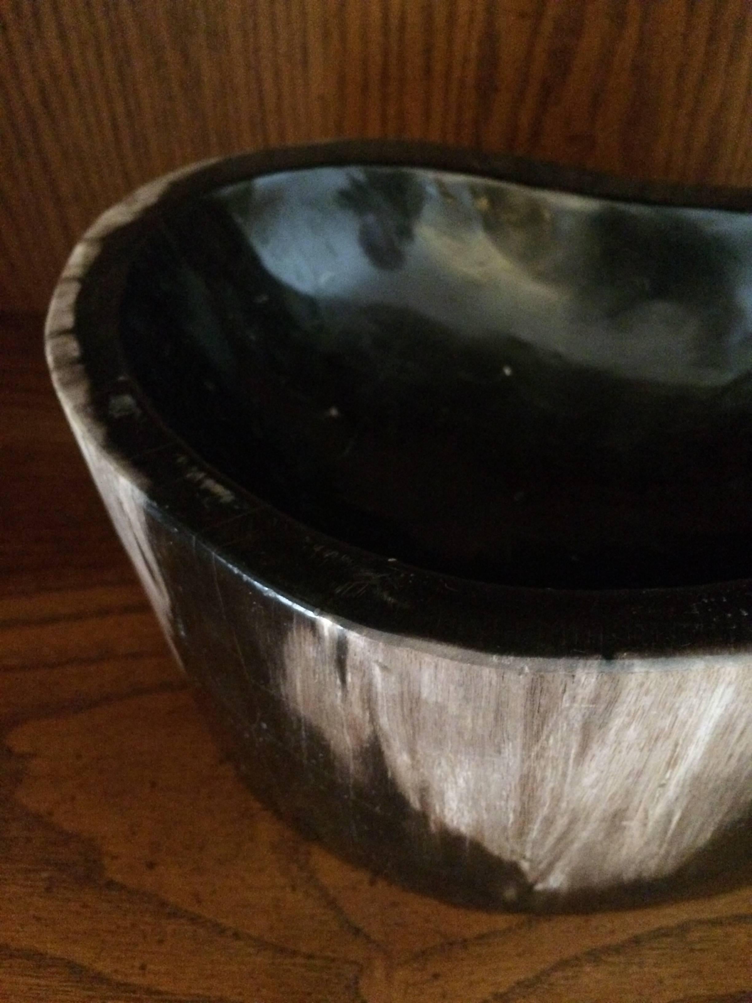 Petrified Wood Polished Carved Bowl In Excellent Condition In Los Angeles, CA