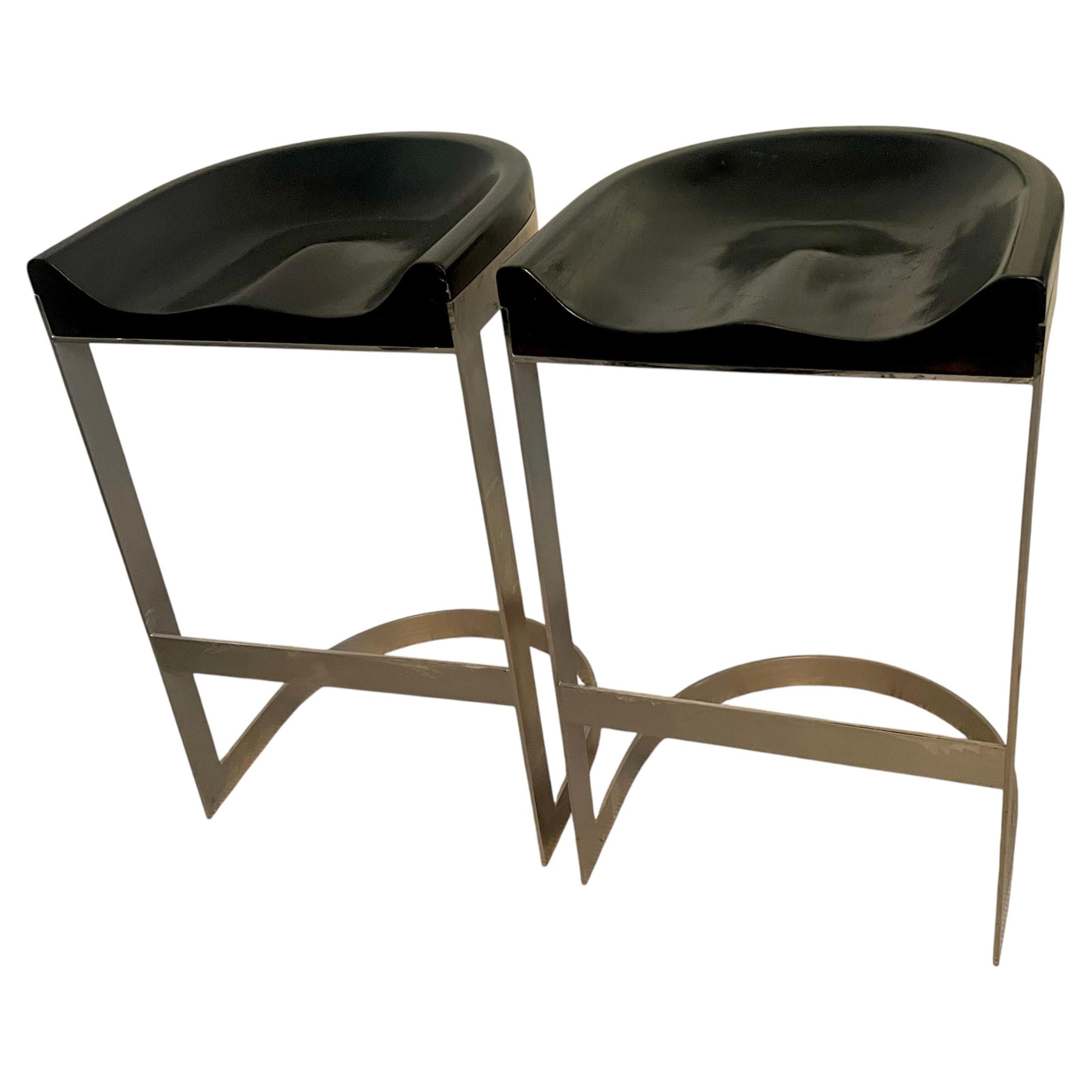 Paire de tabourets de bar cantilever en bois et chrome Warren Bacon