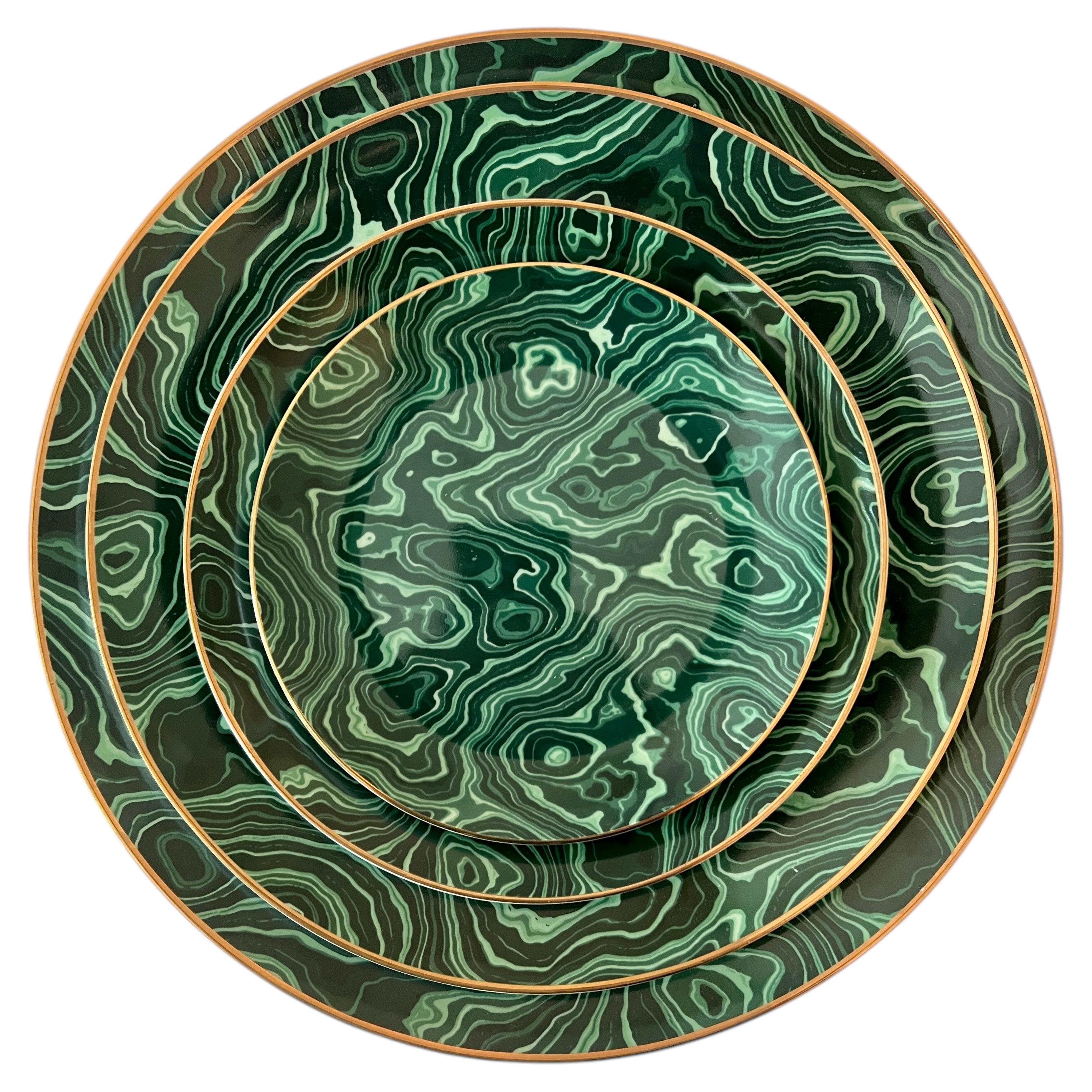 Porcelain Malachite Dinnerware Service for 8 with 4 plates each For Sale