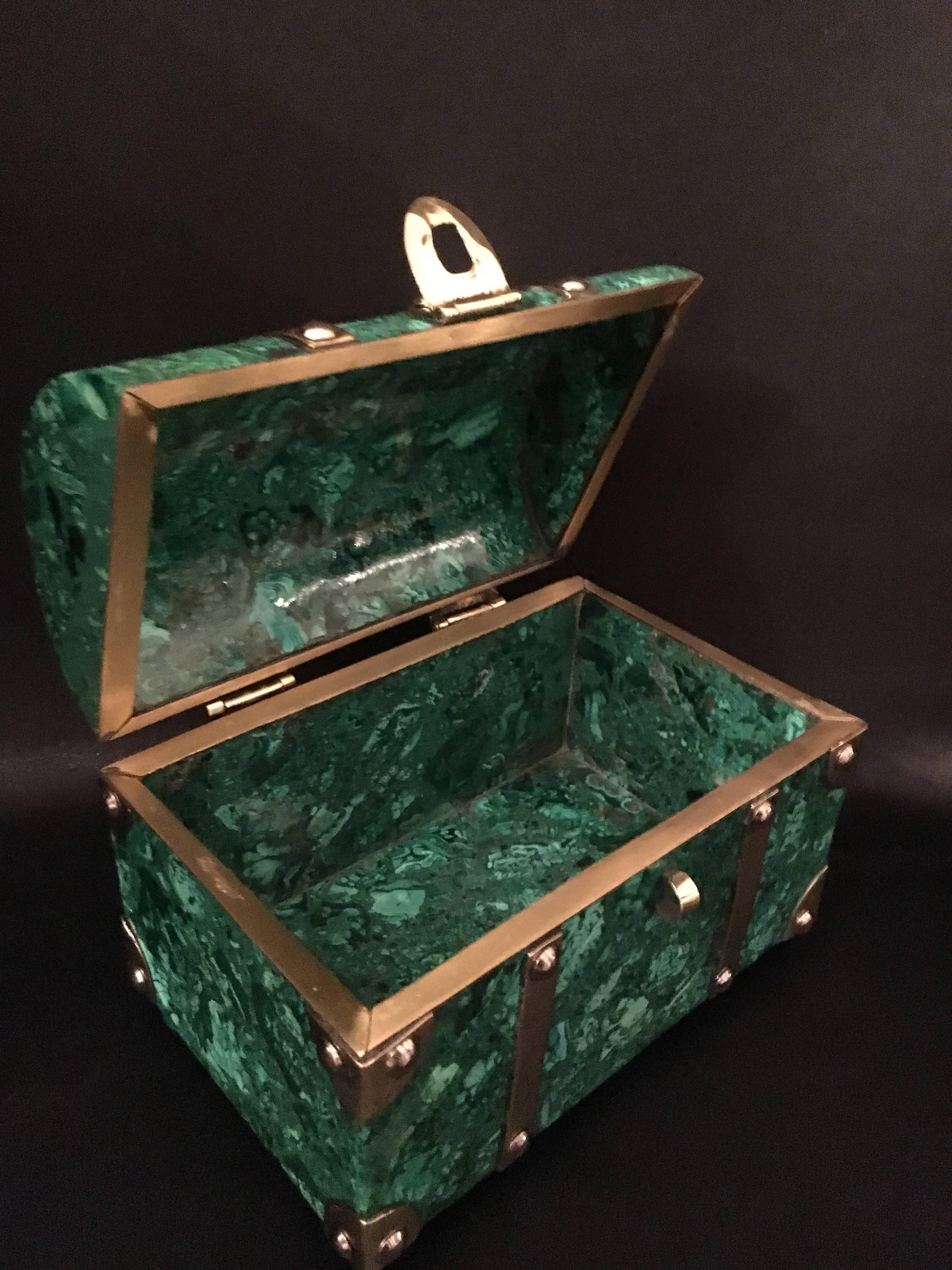 green treasure chest