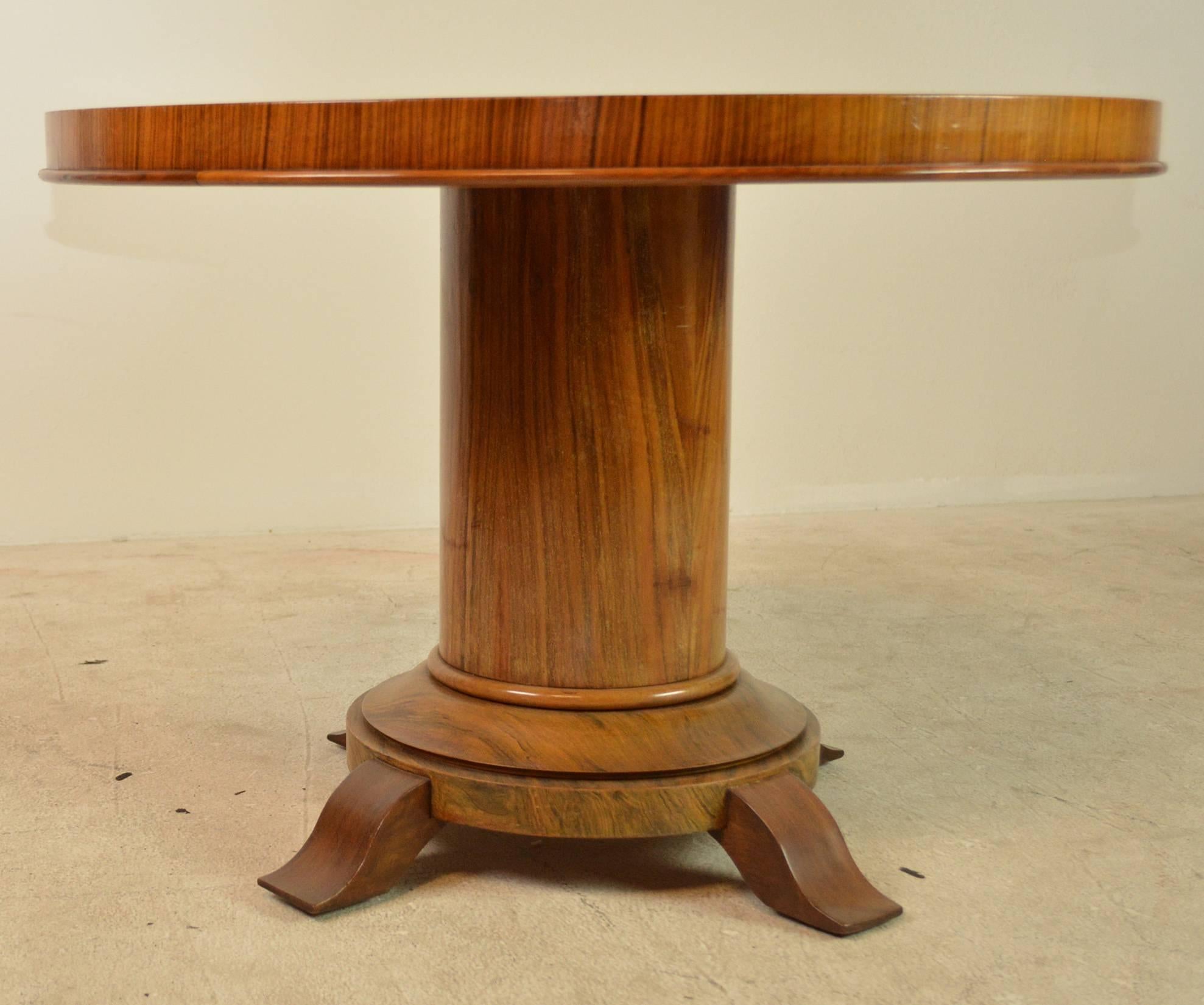 20th Century French Art Deco Mahogany Gueridon in the Style of Leleu For Sale