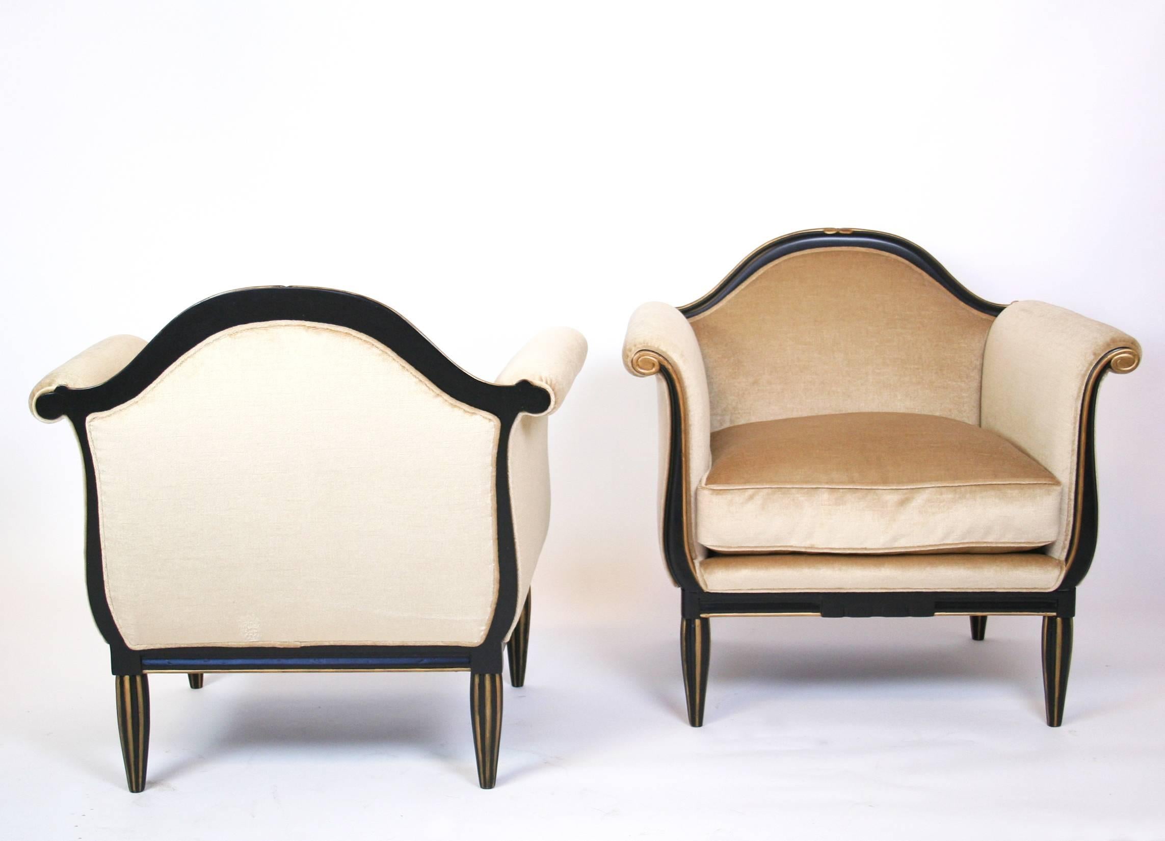 20th Century Pair of French Art Deco Lounge Chairs