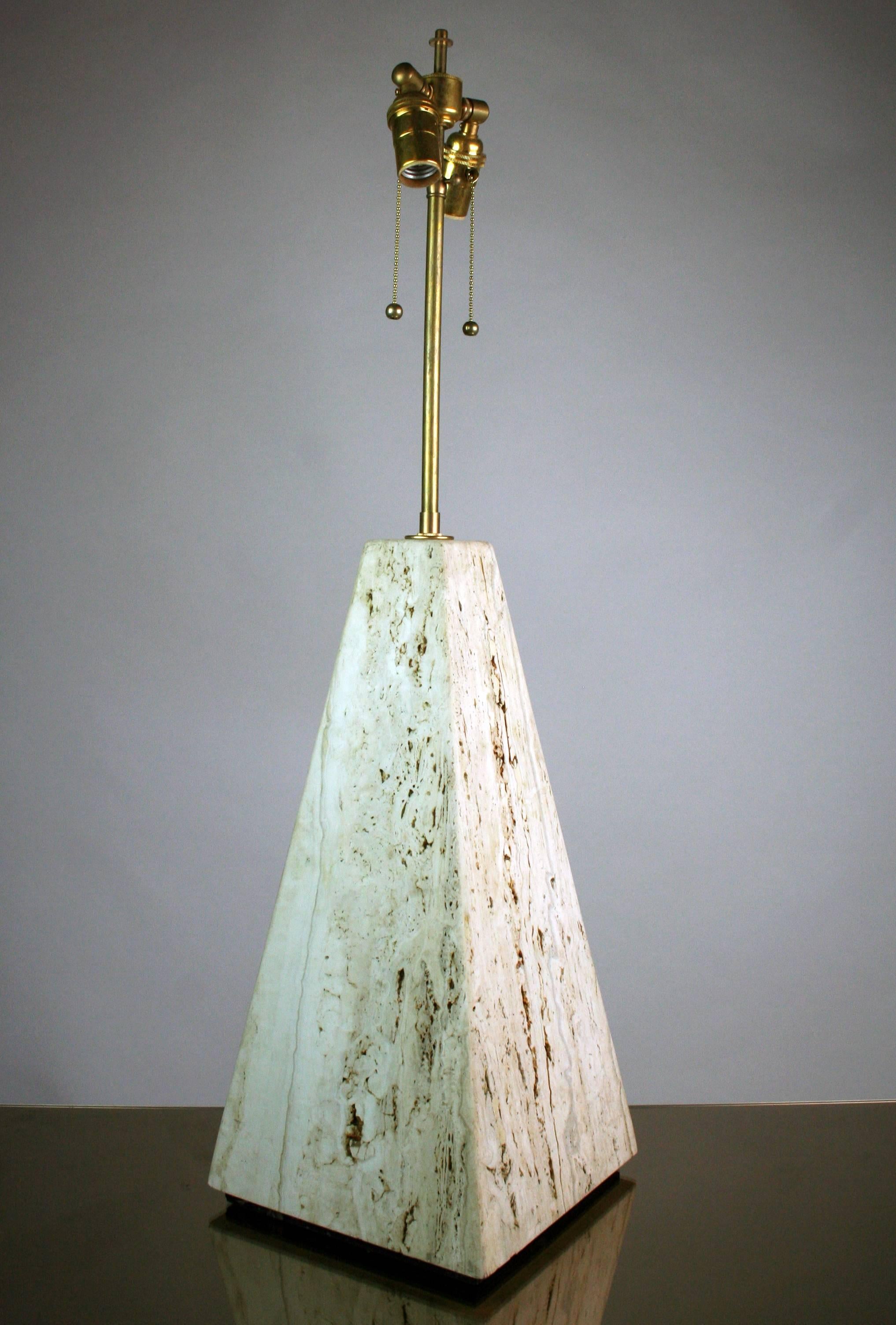 Italian Mid-Century Modern Travertine Lamp In Good Condition For Sale In Palm Springs, CA