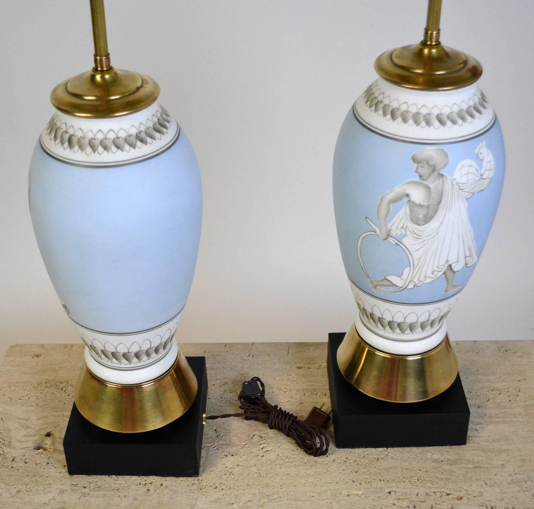 Pair of Mid-Century Neoclassical Lamps In Good Condition For Sale In Palm Springs, CA