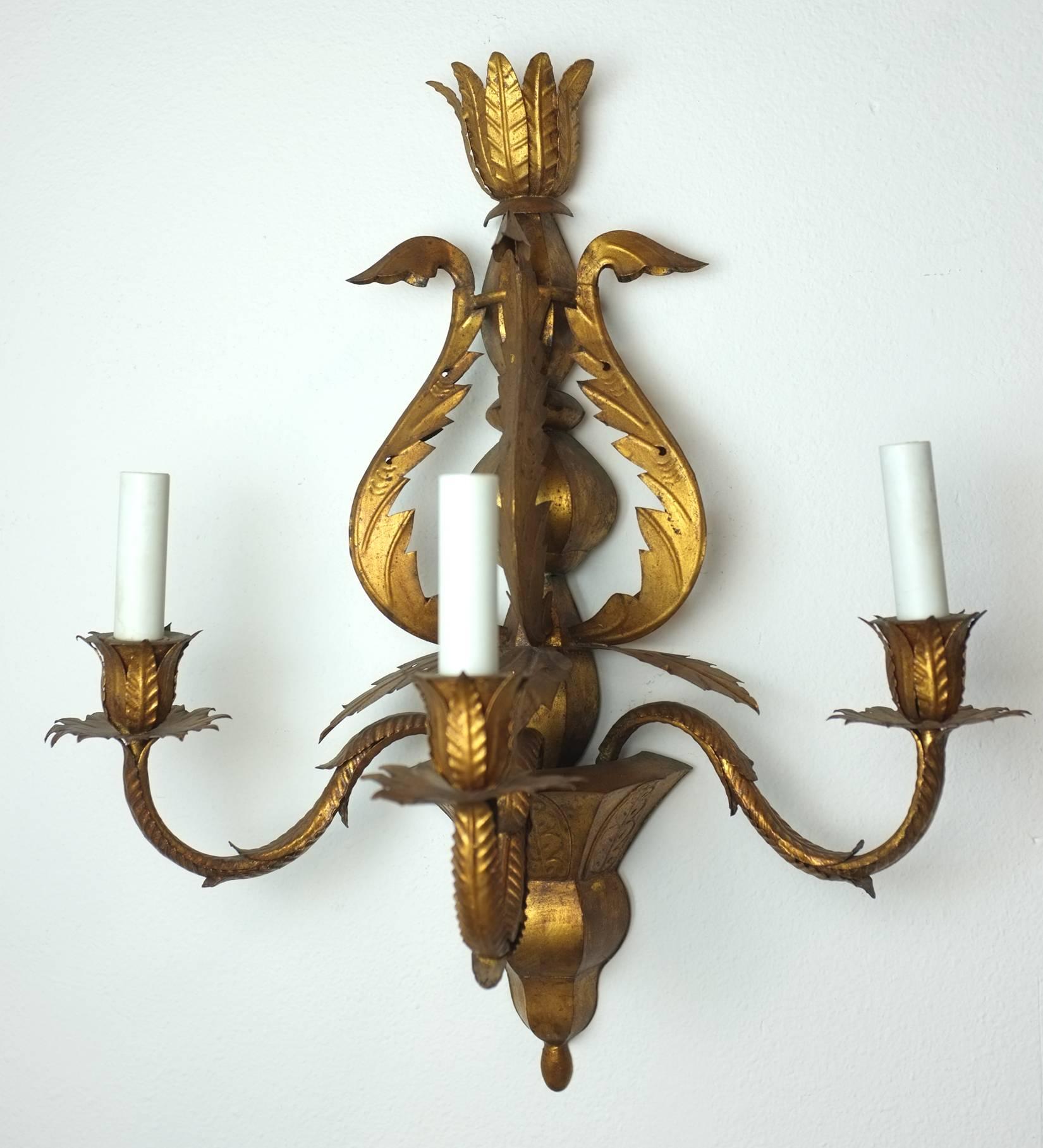 Pair of 1950s Spanish Gilt Tole Sconces For Sale 2