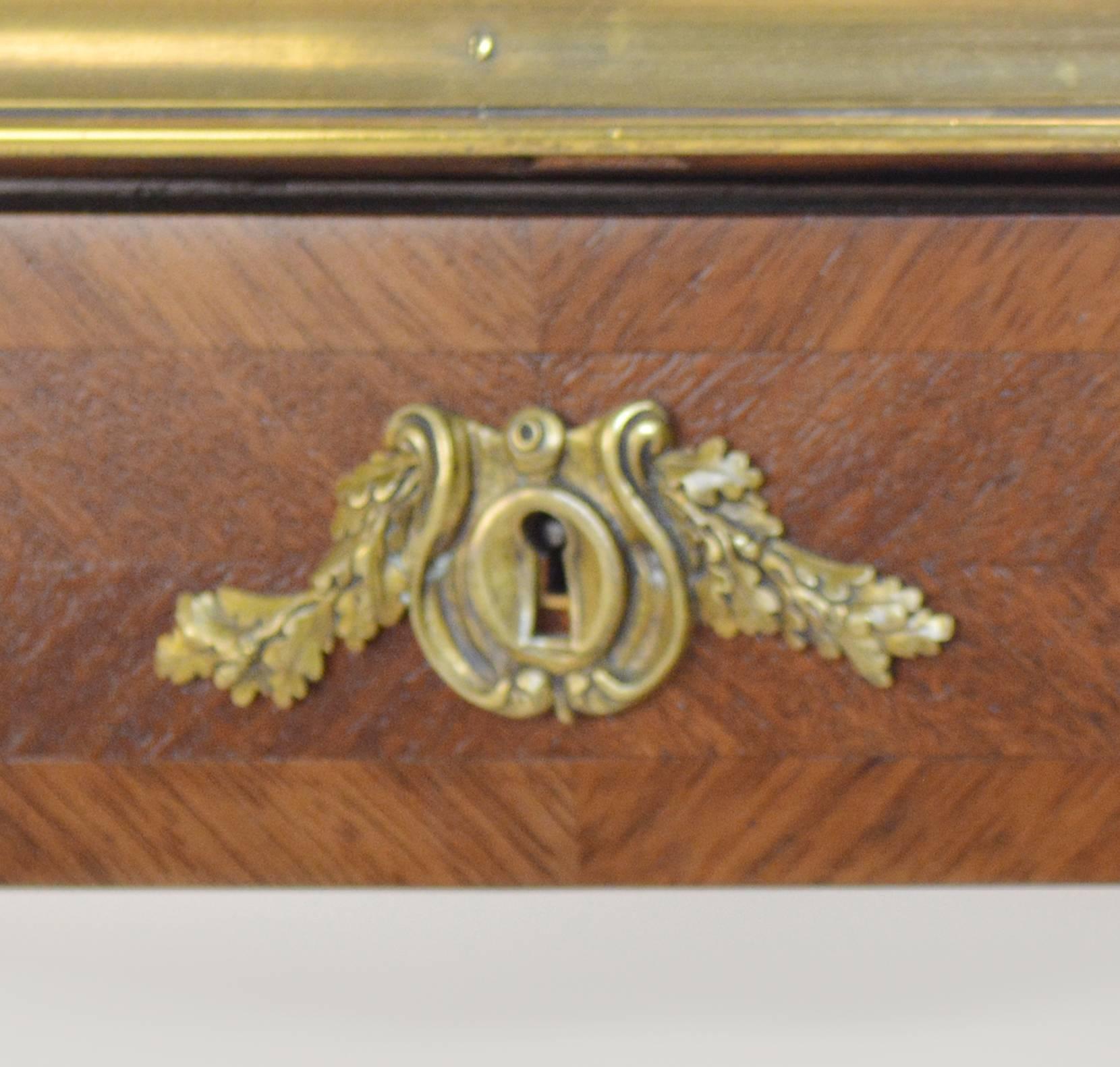 French Louis XV Style Kidney-Shaped Satinwood Desk 2