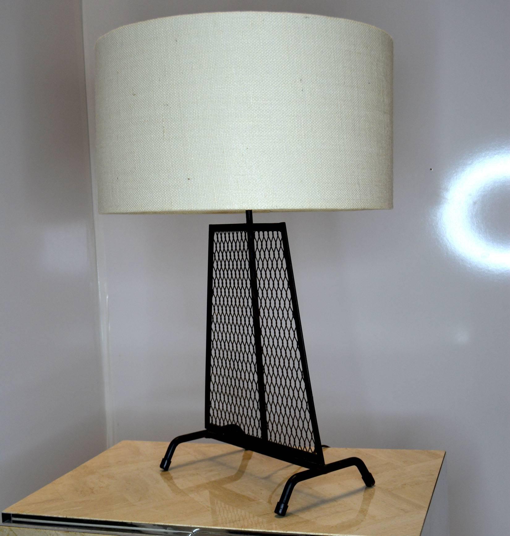 Mid-Century Modern Wrought Iron Lamp For Sale 2