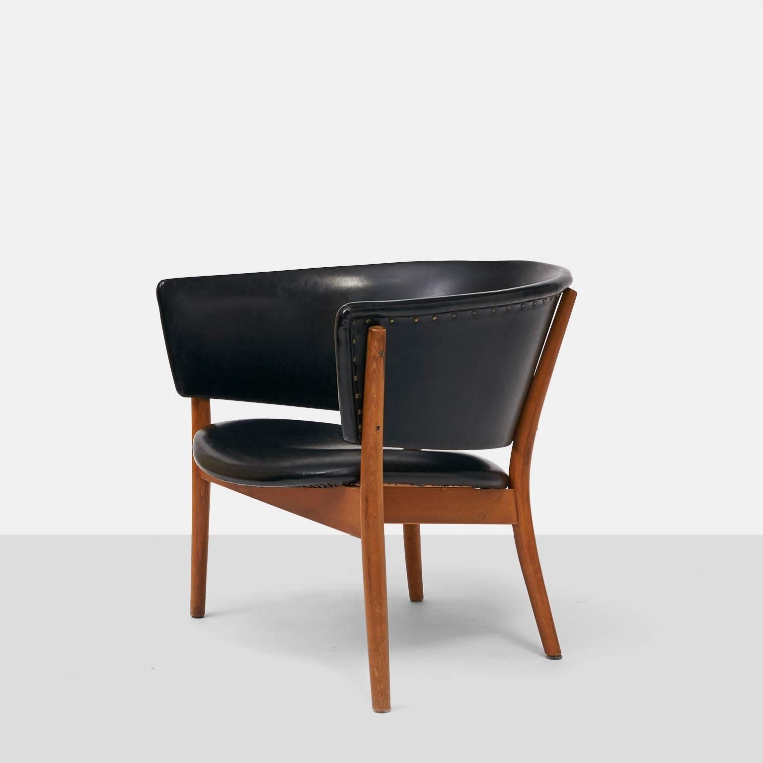 Mid-Century Modern Nanna Ditzel Easy Chair Produced by Søren Willadsen, Vejen