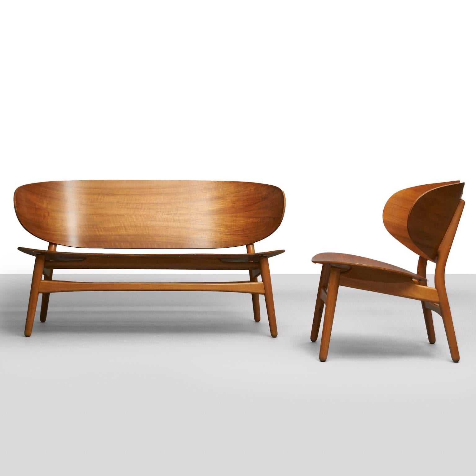 Hans Wegner, Pair of Shell Lounge Chairs 2