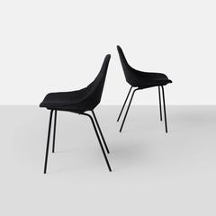 Paire de chaises "Tonneau" de Pierre Guariche