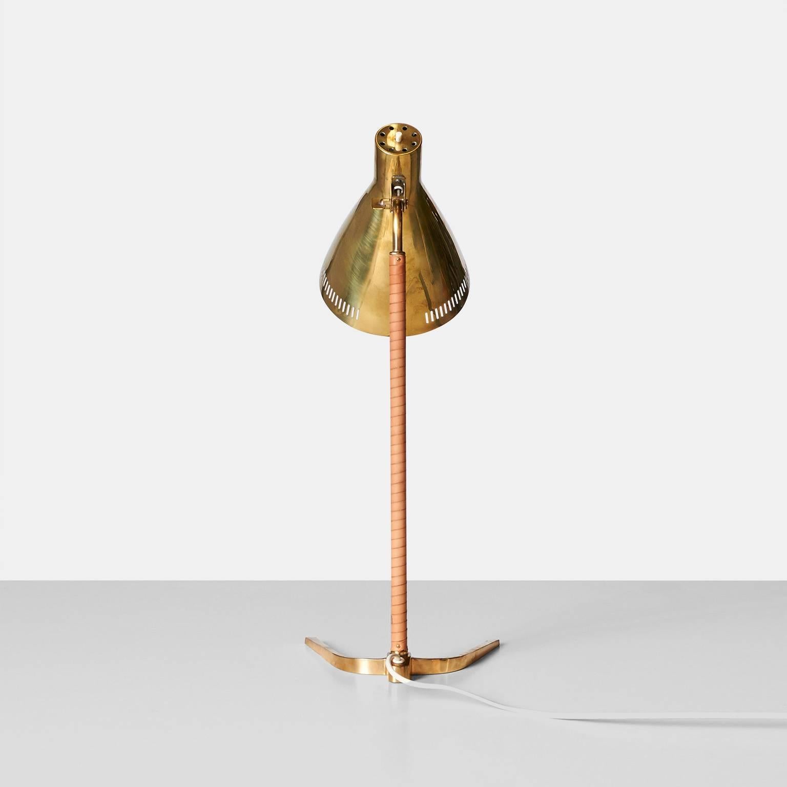 Lámpara de mesa #9224 by Paavo Tynell en Bueno estado para la venta en San Francisco, CA
