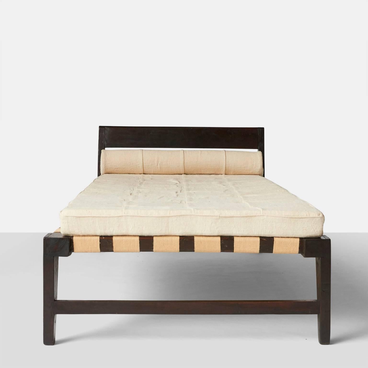 pierre jeanneret bed