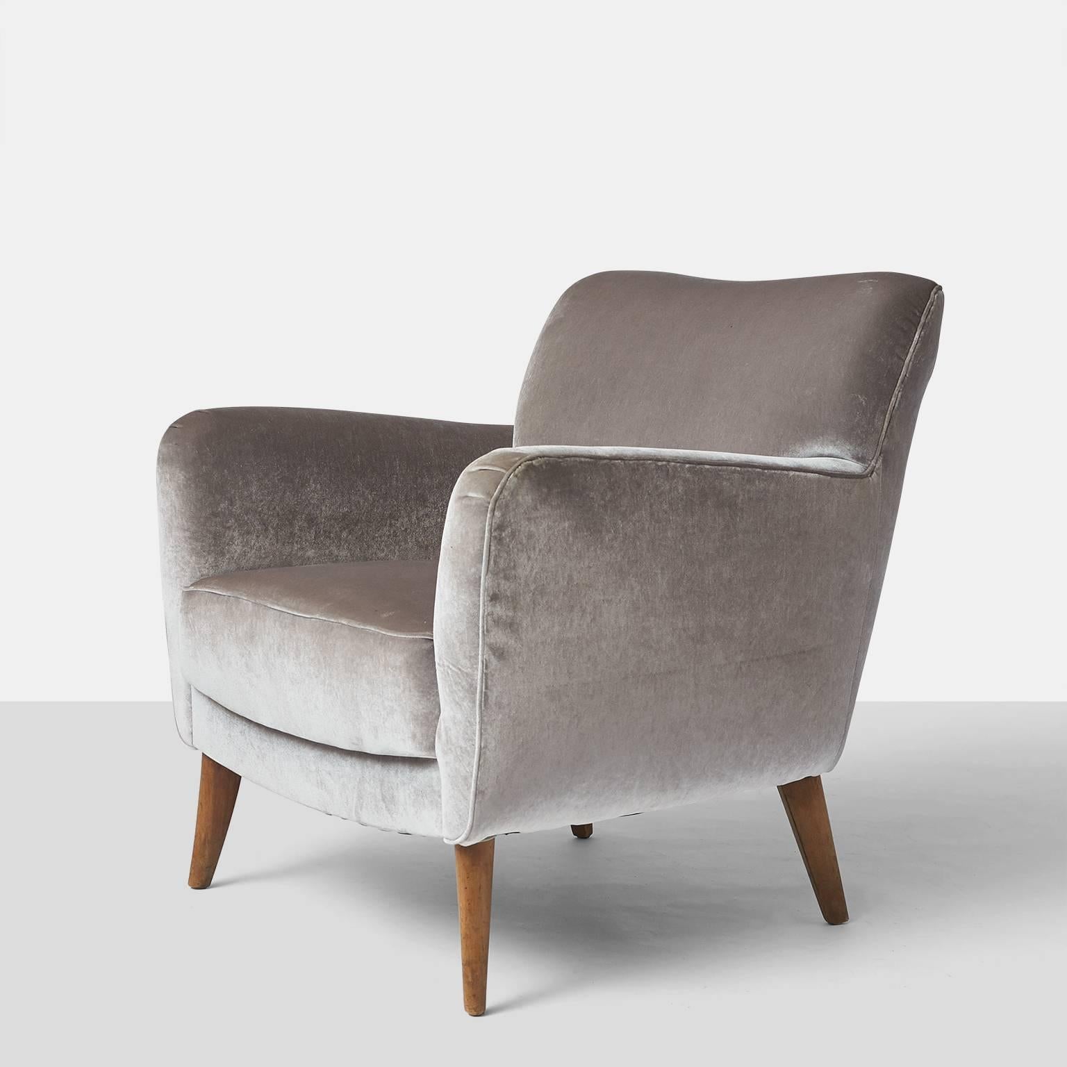 Mid-Century Modern Pair of Lounge Chairs by Giorgio Ramponi