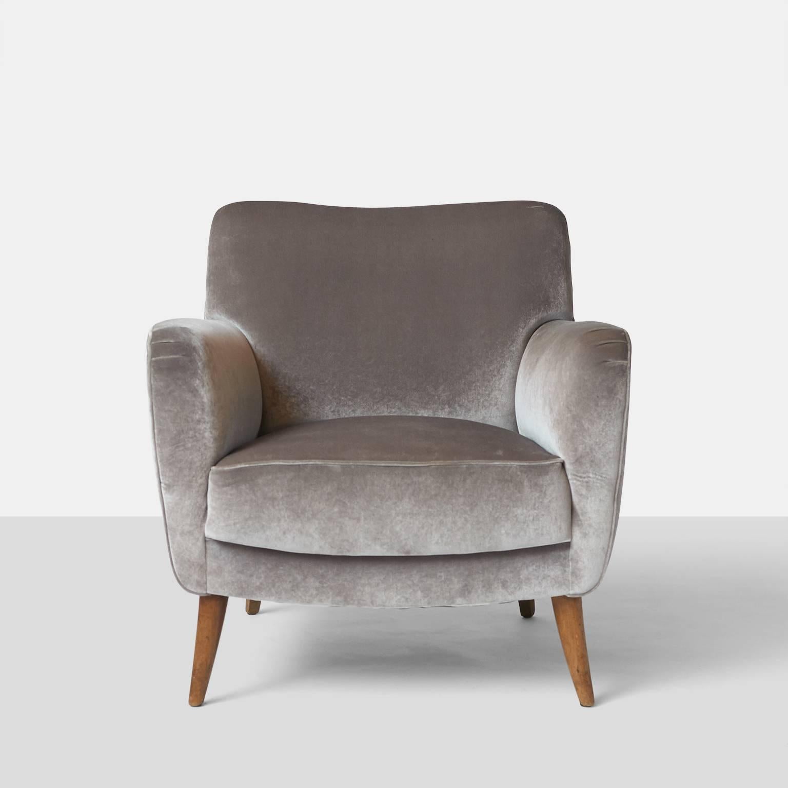 Italian Pair of Lounge Chairs by Giorgio Ramponi