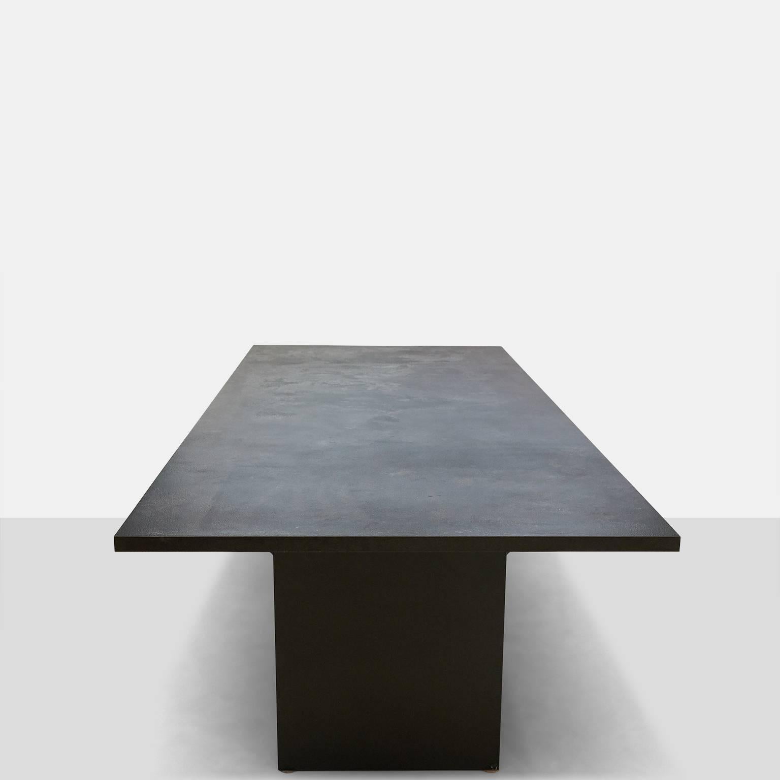 Modern AM01 Dining Table in Leathered Granite