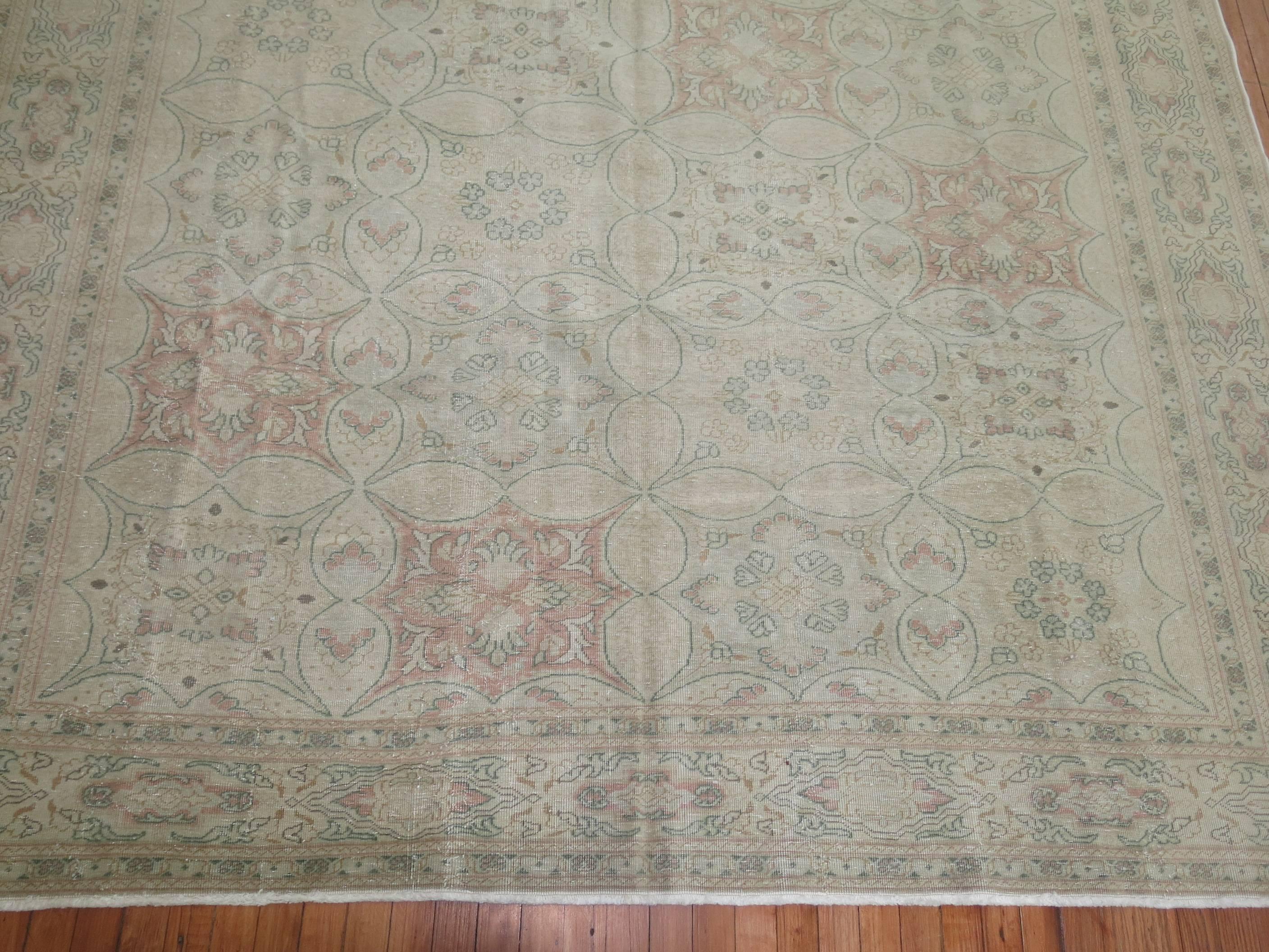 Antiker türkischer Sivas-Teppich in Zimmergröße, antik im Zustand „Relativ gut“ im Angebot in New York, NY