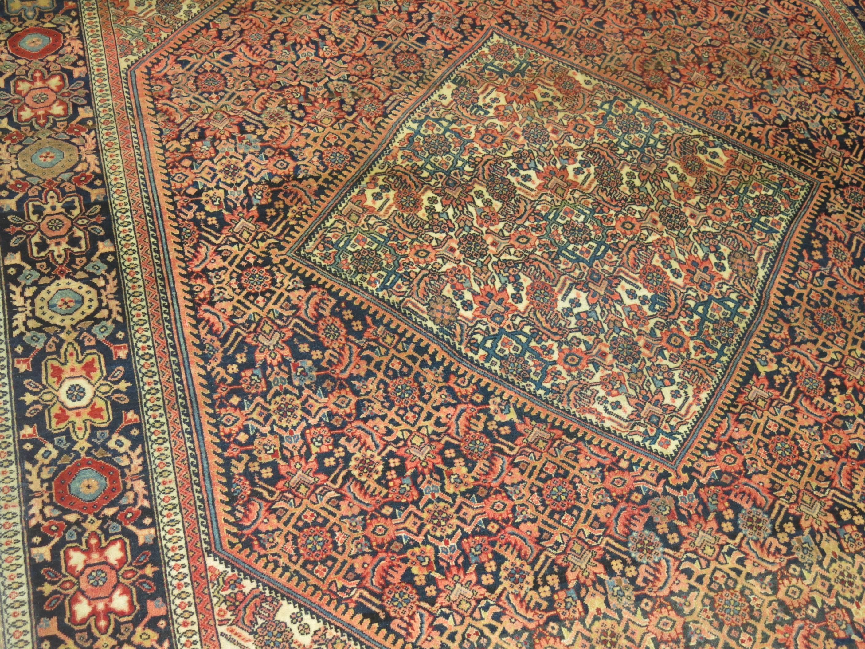 Antique Ferahan Sarouk Rug In Good Condition In New York, NY