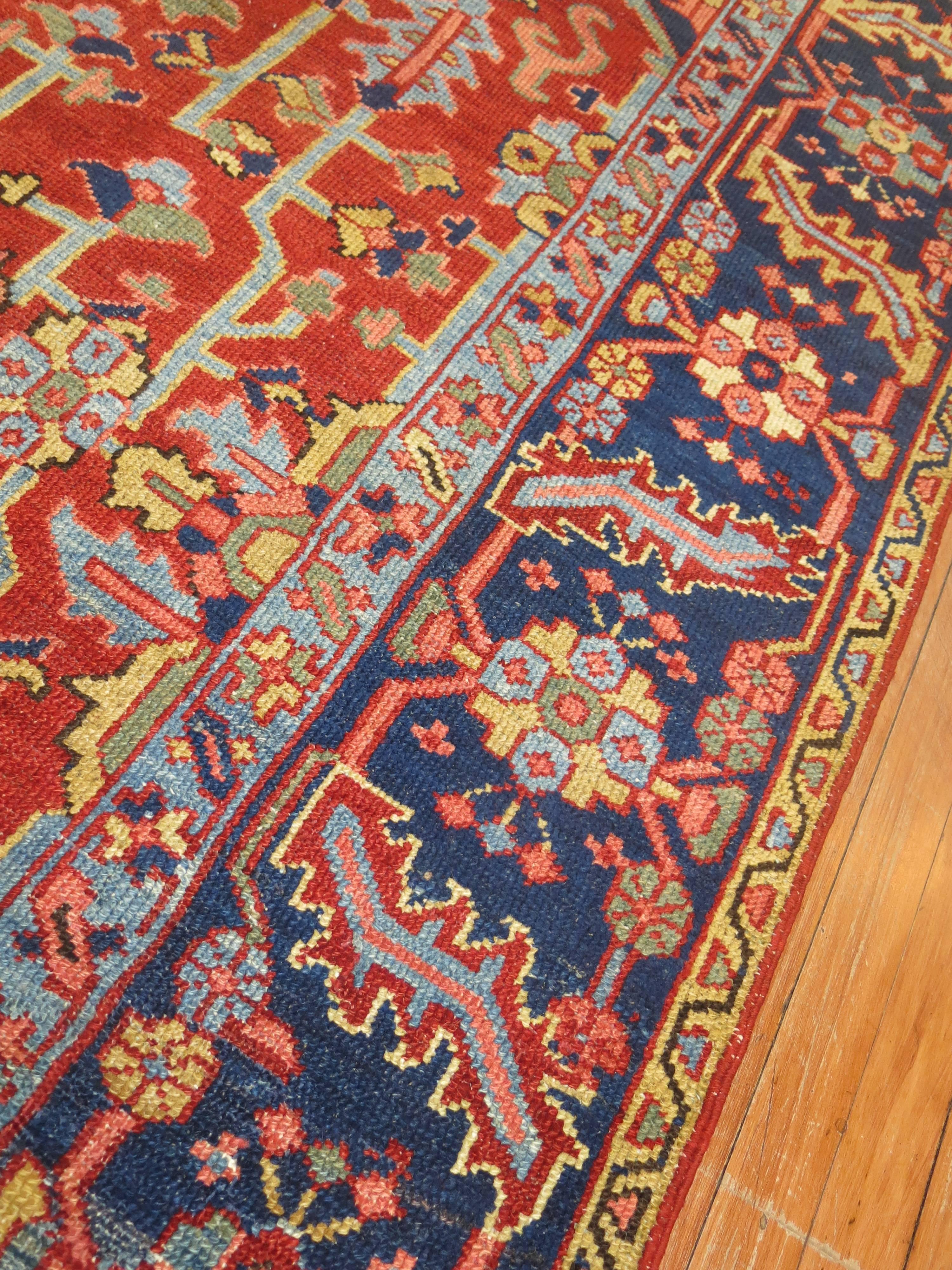 Antique Persian Heriz Rug In Excellent Condition For Sale In New York, NY