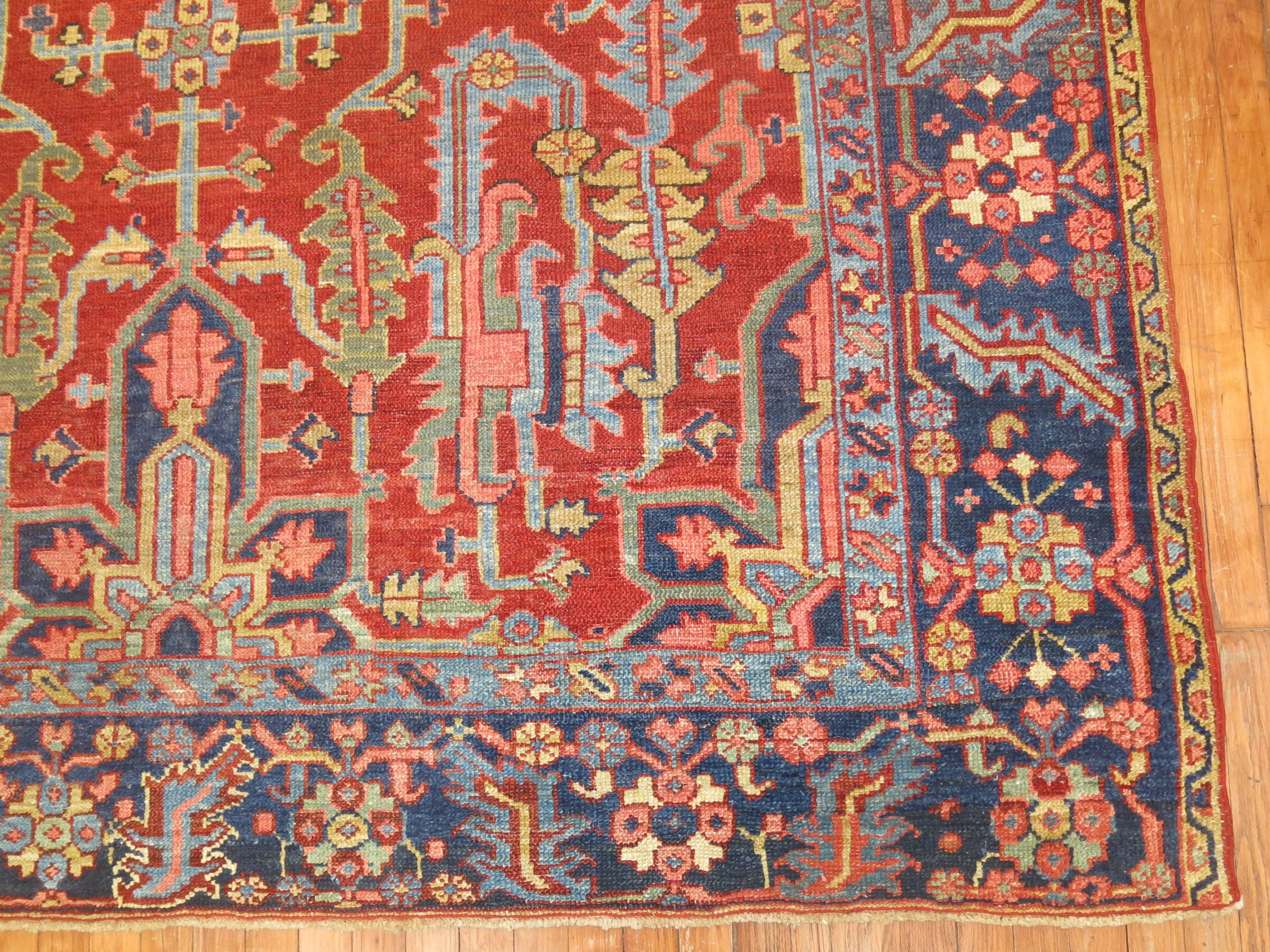 Antiker persischer Heriz-Teppich (20. Jahrhundert) im Angebot