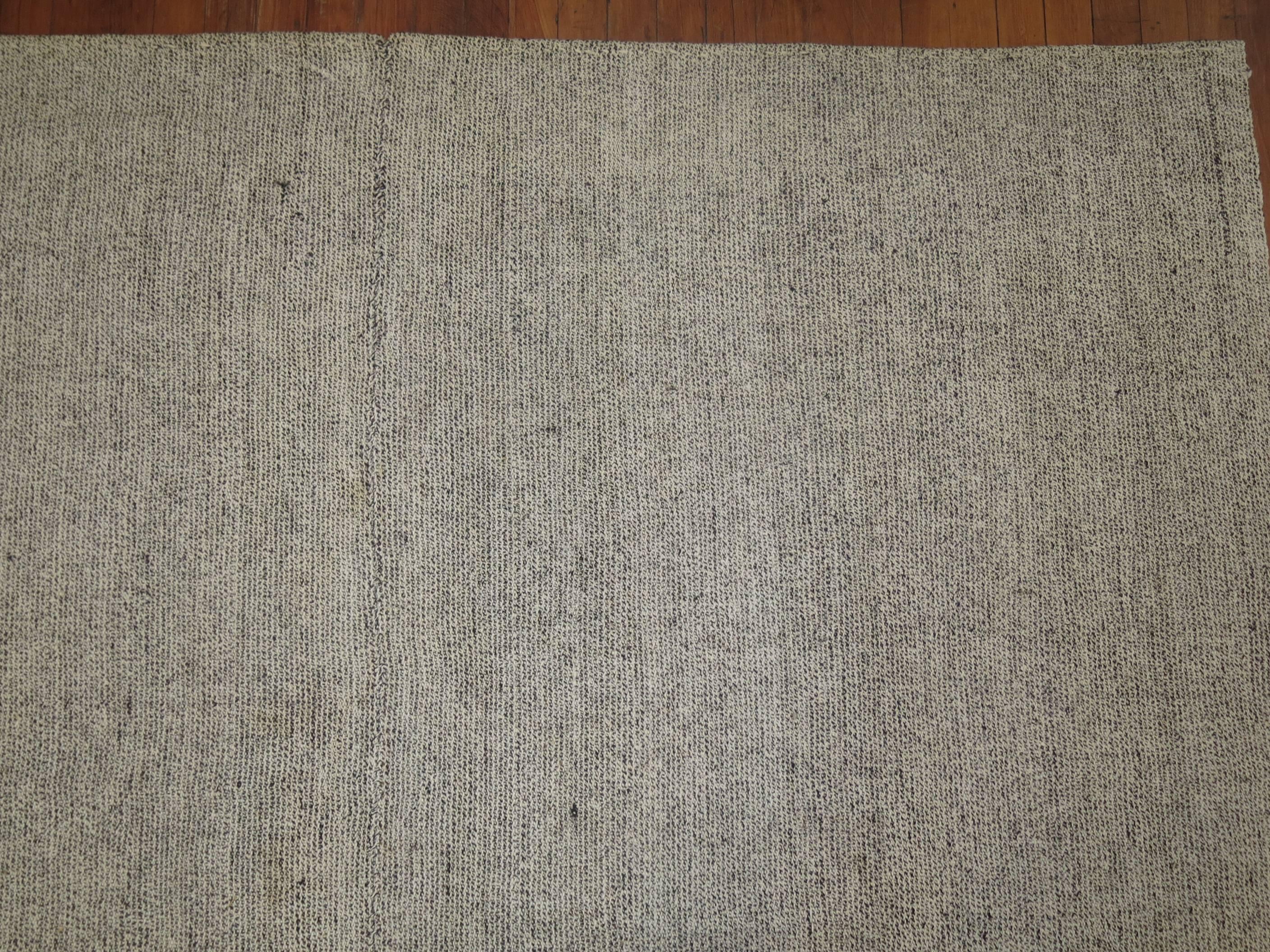Cotton Gray Vintage Turkish Kilim Flat-Weave For Sale
