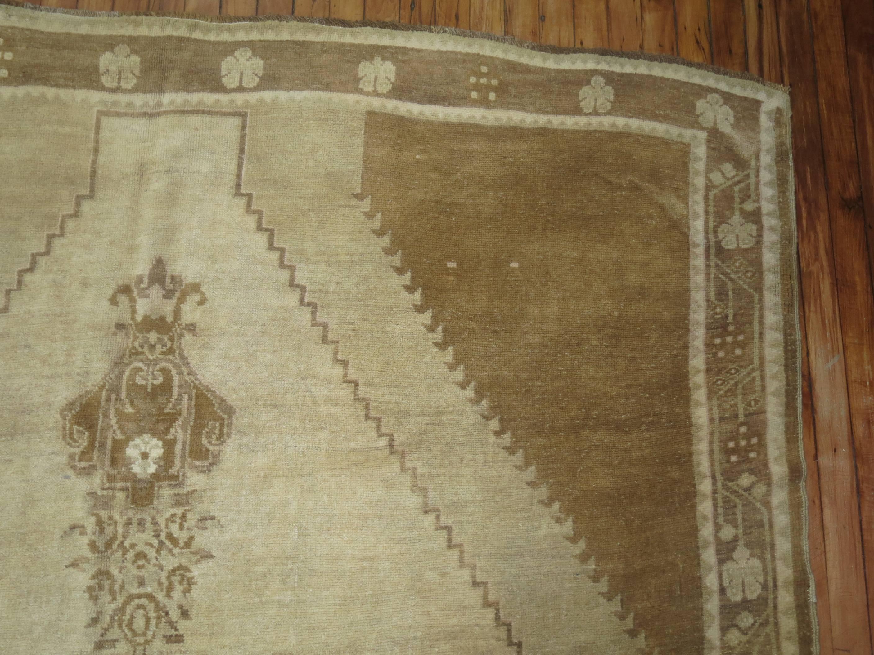Vintage Turkish Kars Formal Medallion Carpet For Sale 1