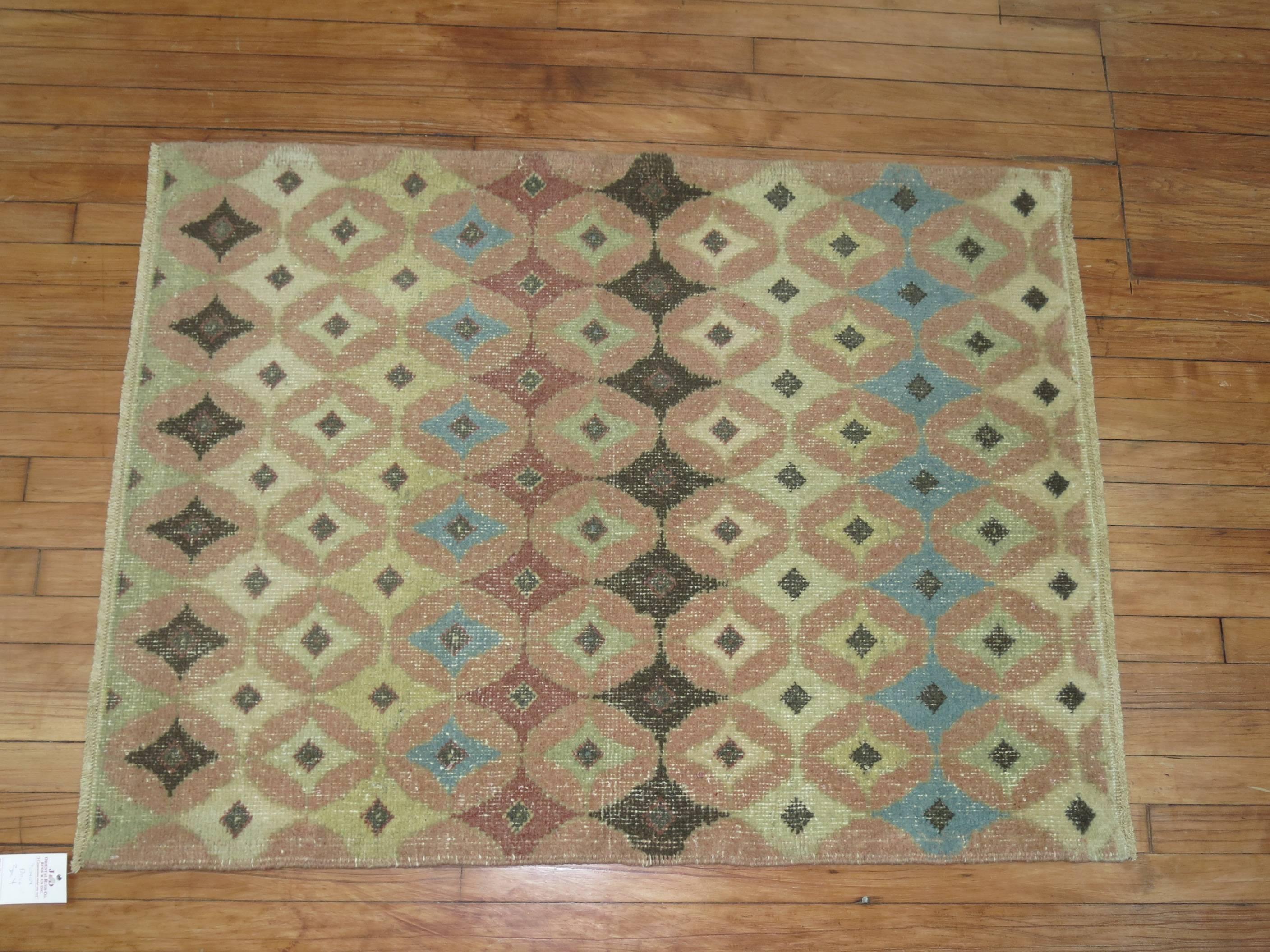 20th Century Pair of Turkish Deco Scatter Size Vintage Rugs For Sale