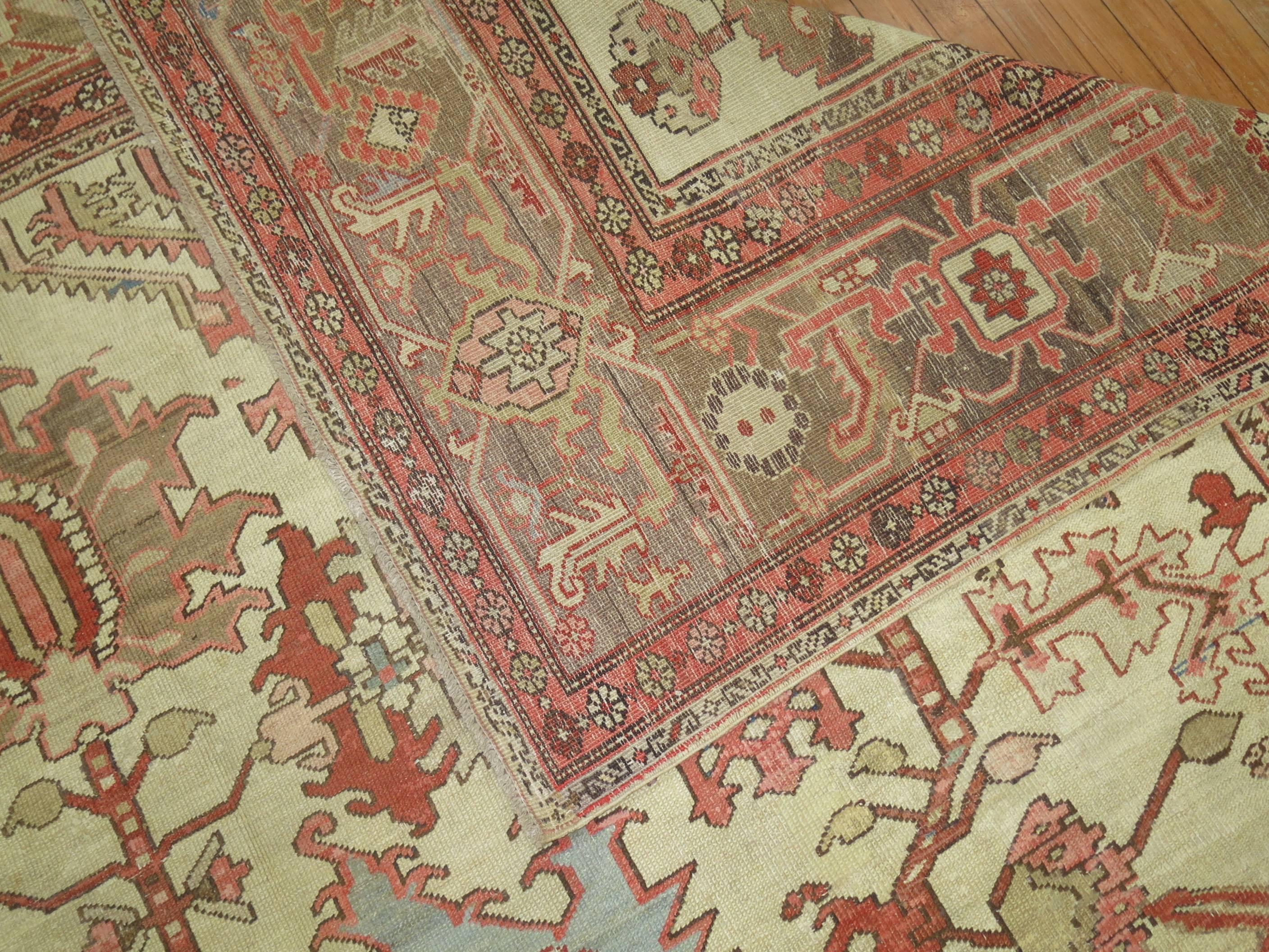 Antique Persian Heriz Serapi Rug For Sale 2